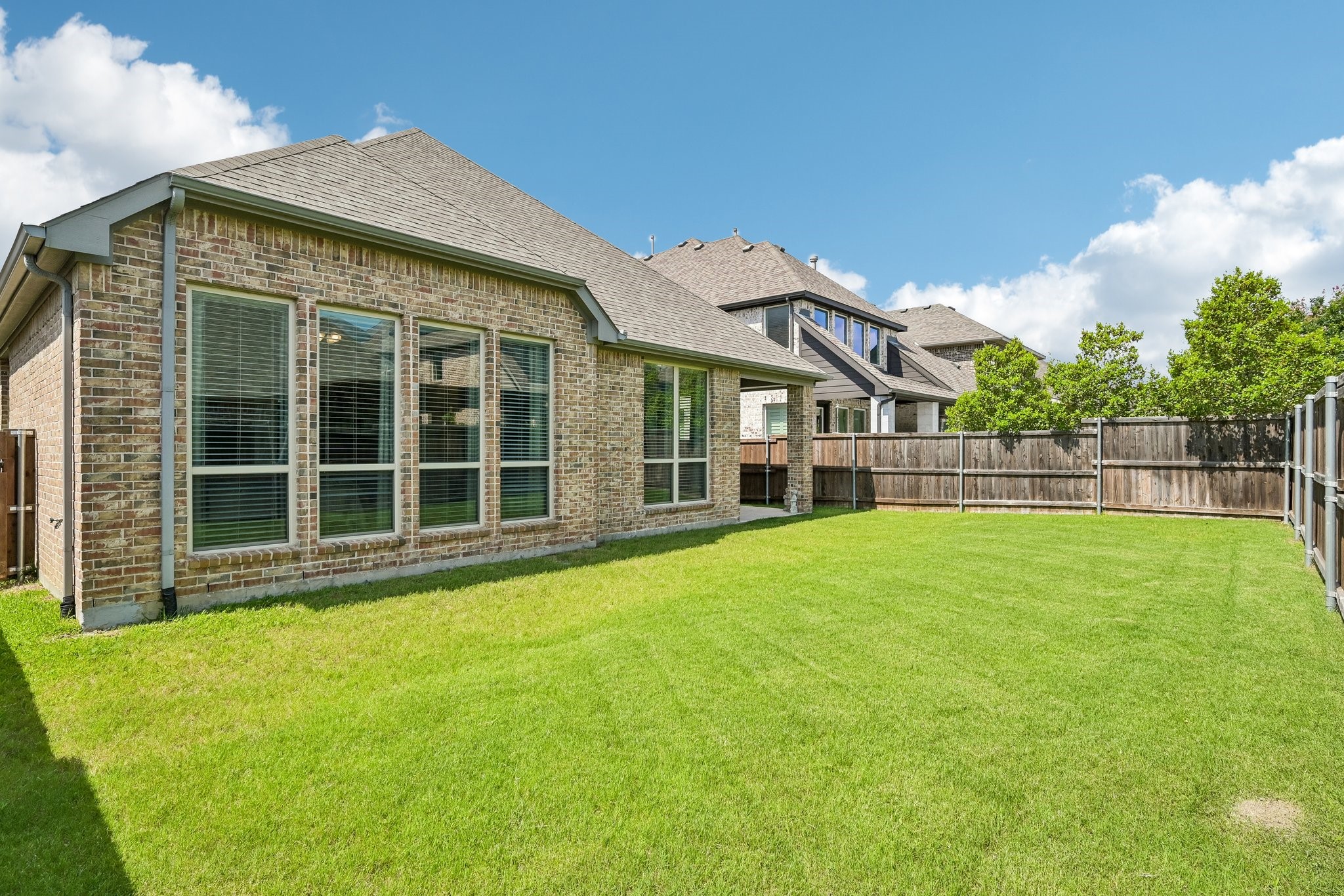 6800 Sleepy River Street Mckinney TX 75070