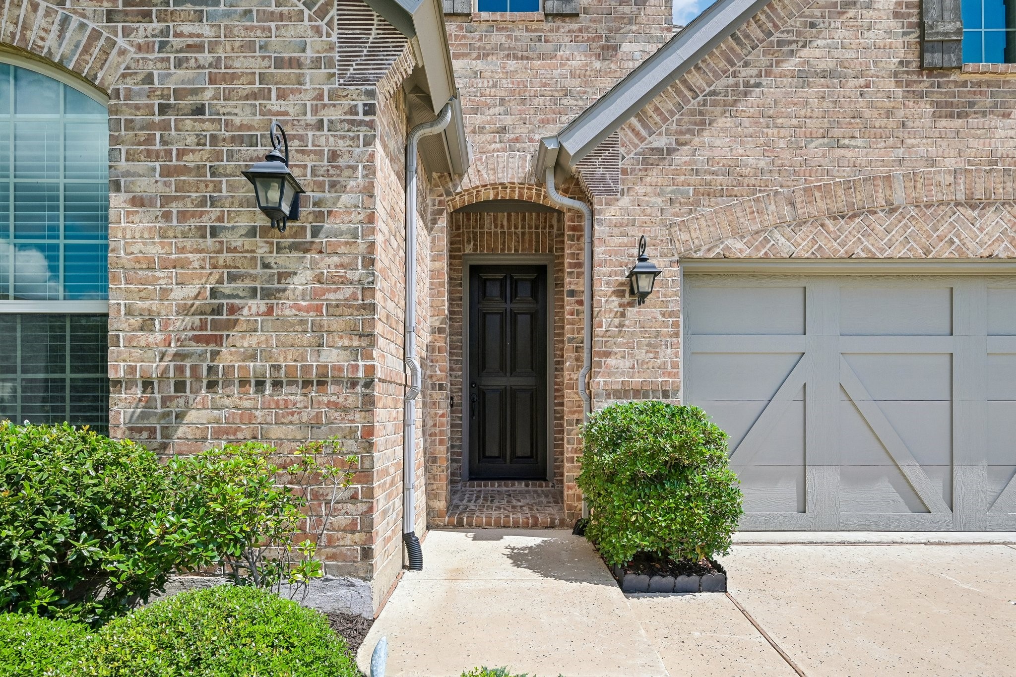6800 Sleepy River Street Mckinney TX 75070
