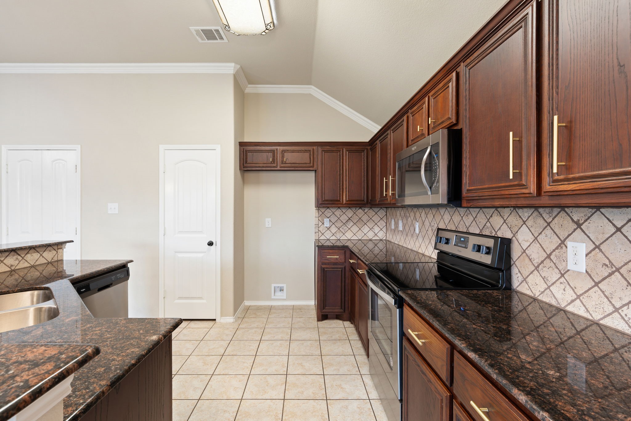 106 Poinsetta Drive Palmer TX 75152