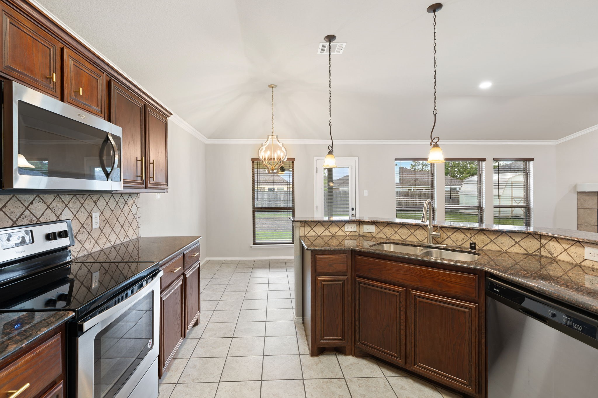 106 Poinsetta Drive Palmer TX 75152