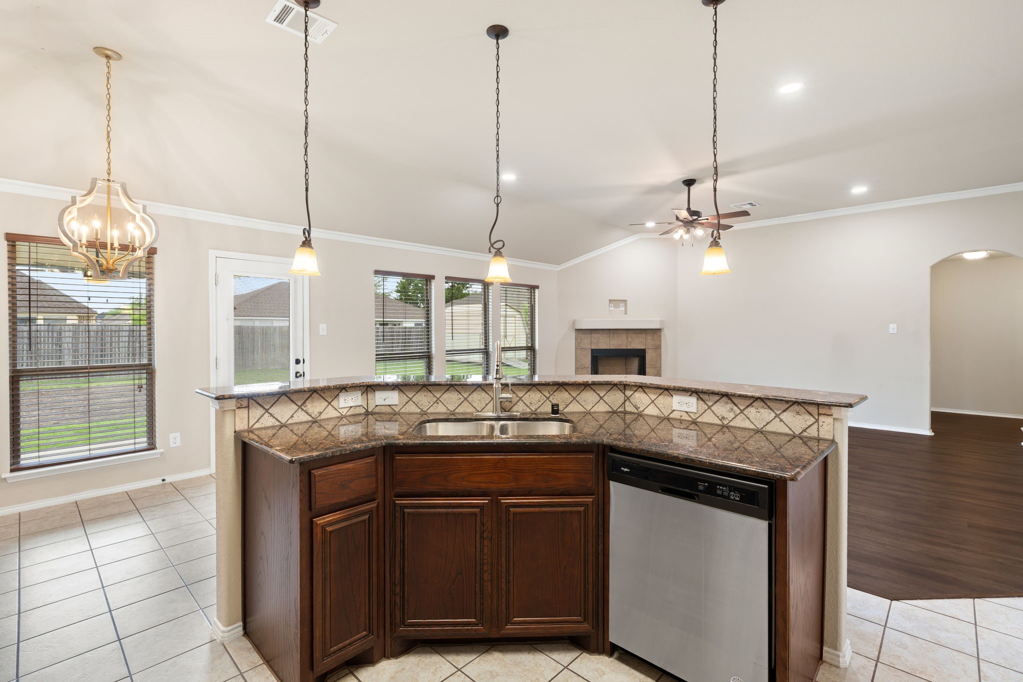 106 Poinsetta Drive Palmer TX 75152