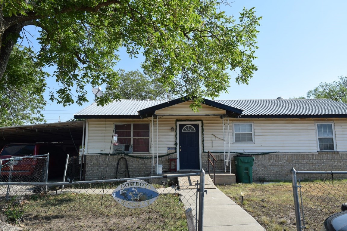 1200 Avenue C Santa Anna TX 76878
