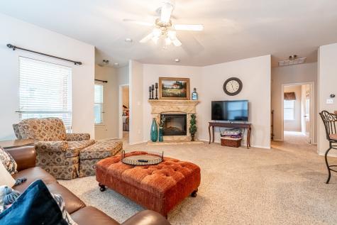1010 Loblolly Pine Drive Arlington TX 76012