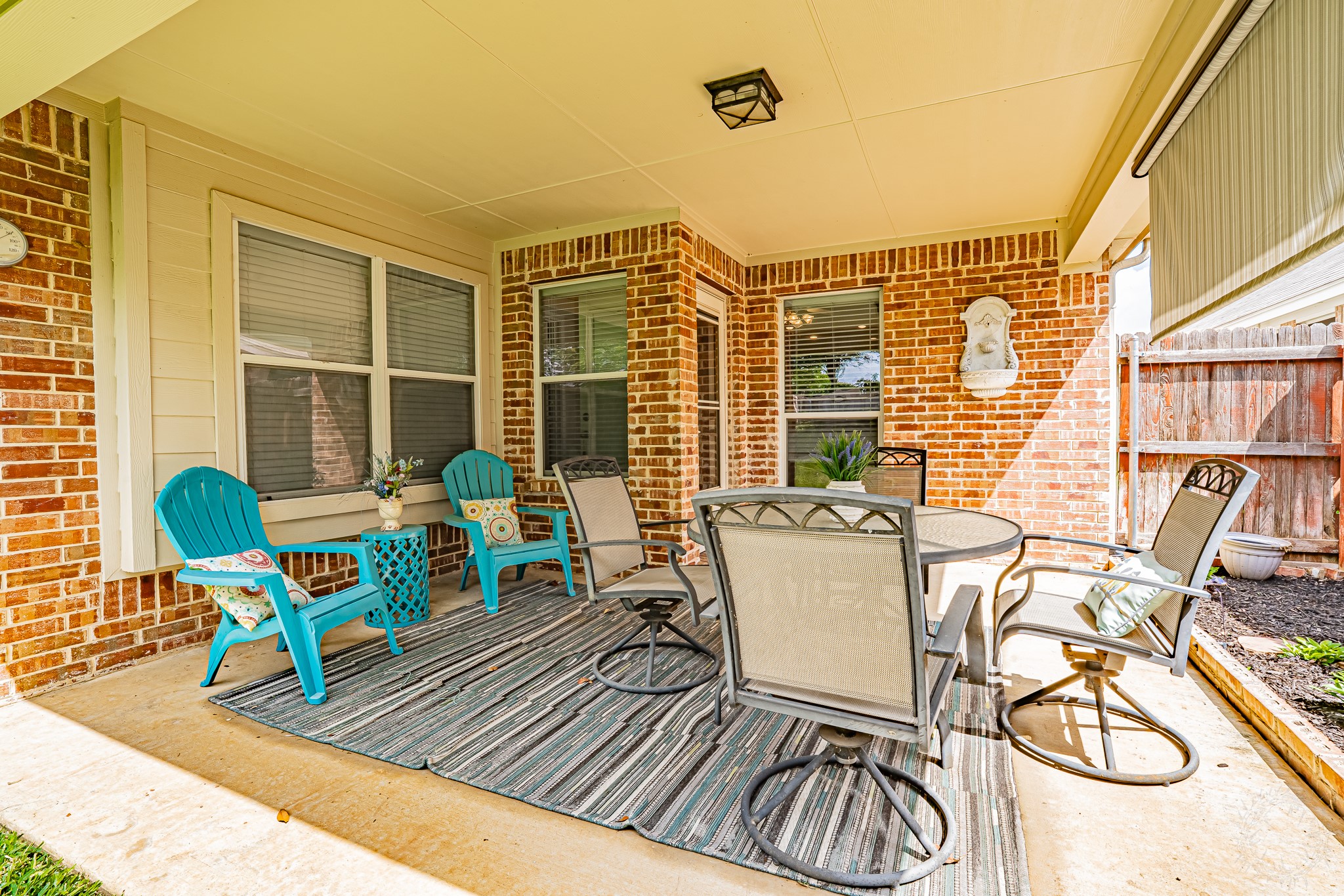 1010 Loblolly Pine Drive Arlington TX 76012