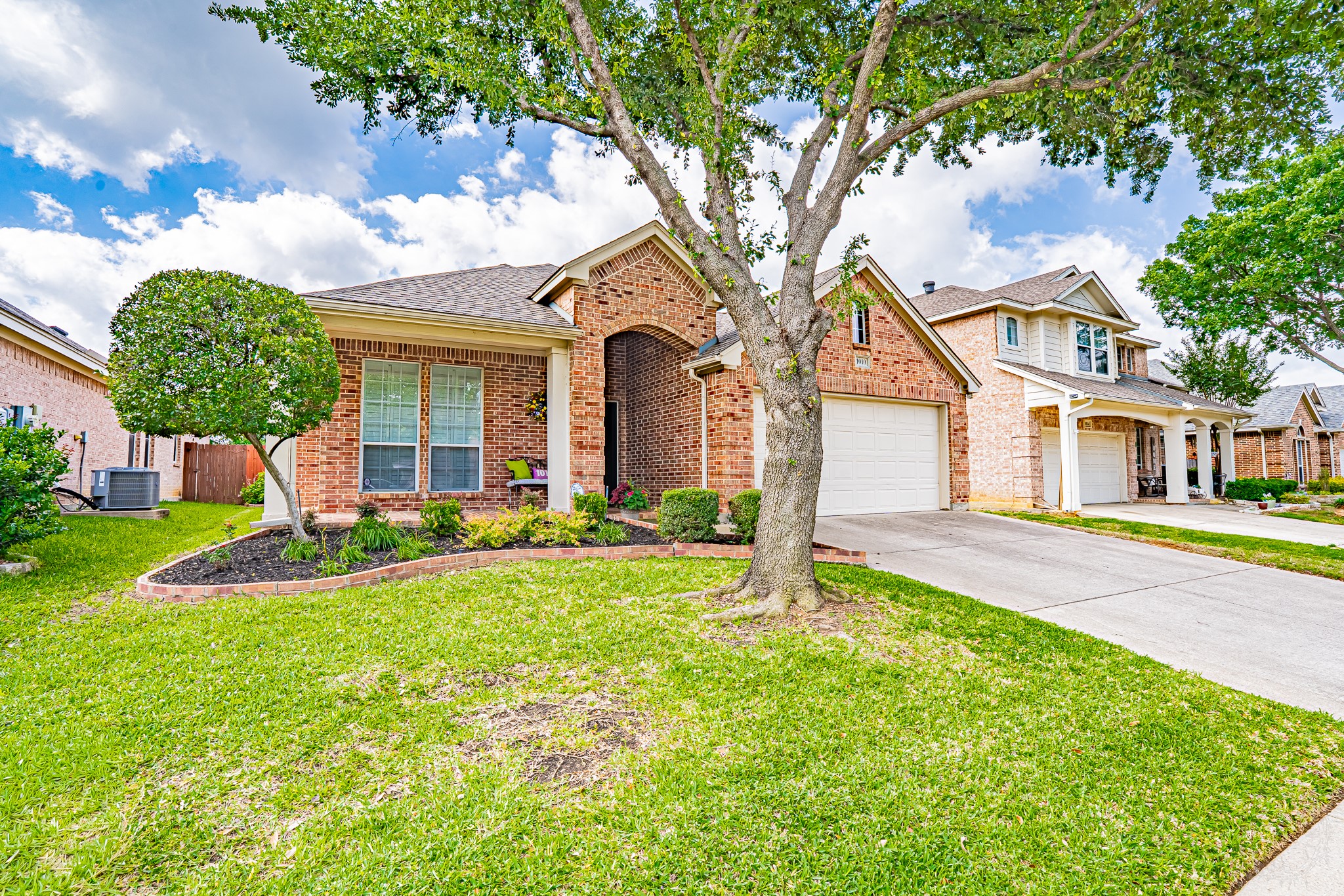 1010 Loblolly Pine Drive Arlington TX 76012