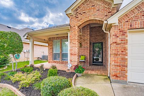 1010 Loblolly Pine Drive Arlington TX 76012