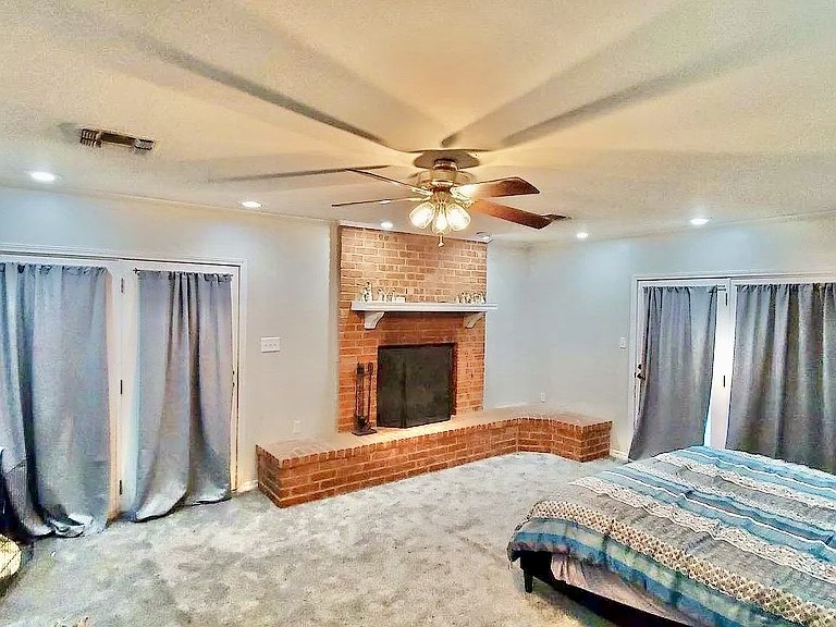 805 W 3rd Street Quanah TX 79252