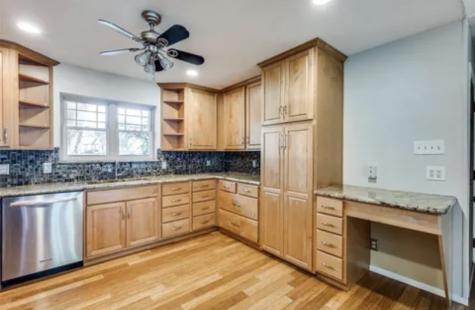 802 Wilshire Court Arlington TX 76012