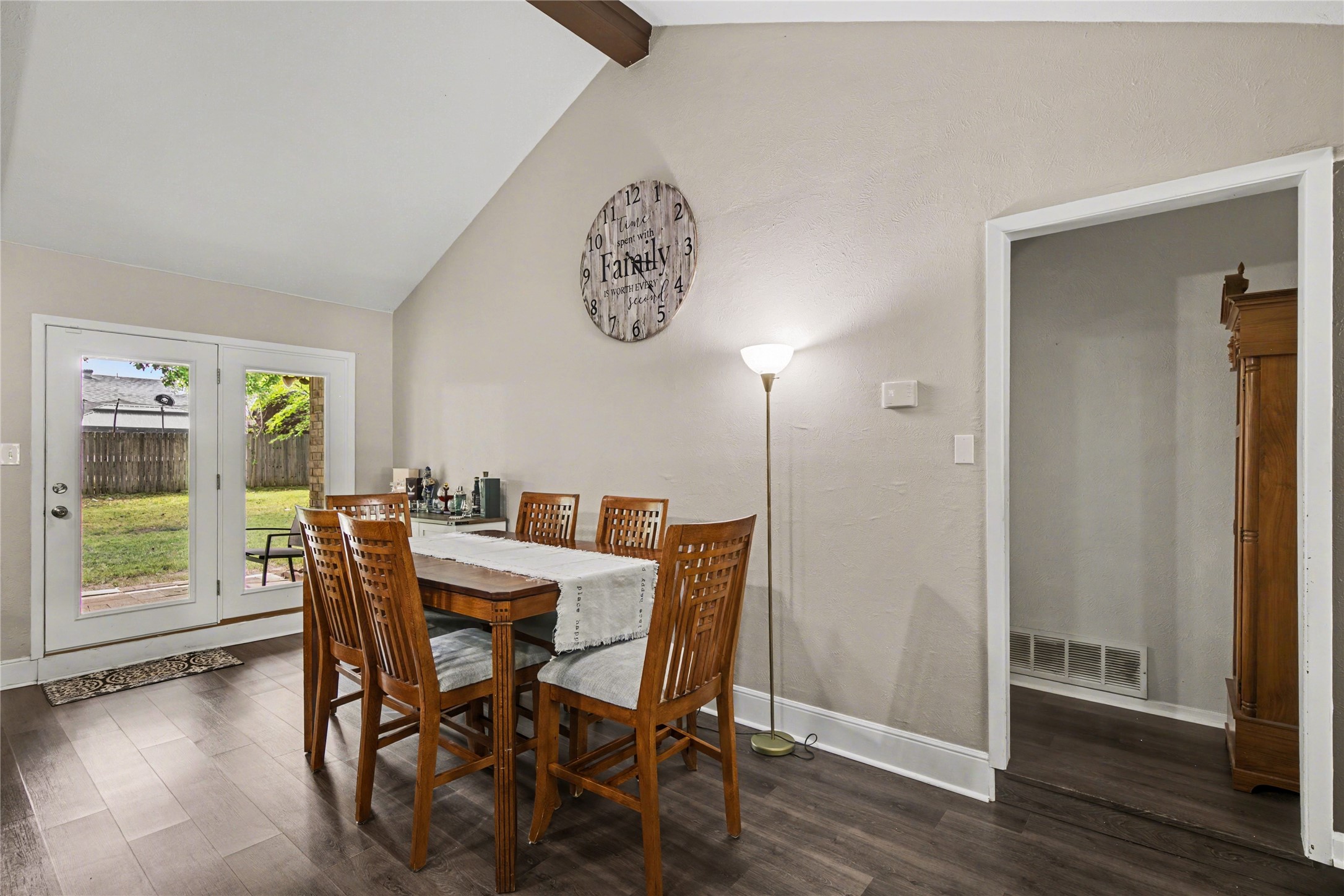 2805 Autumn Drive Hurst TX 76054