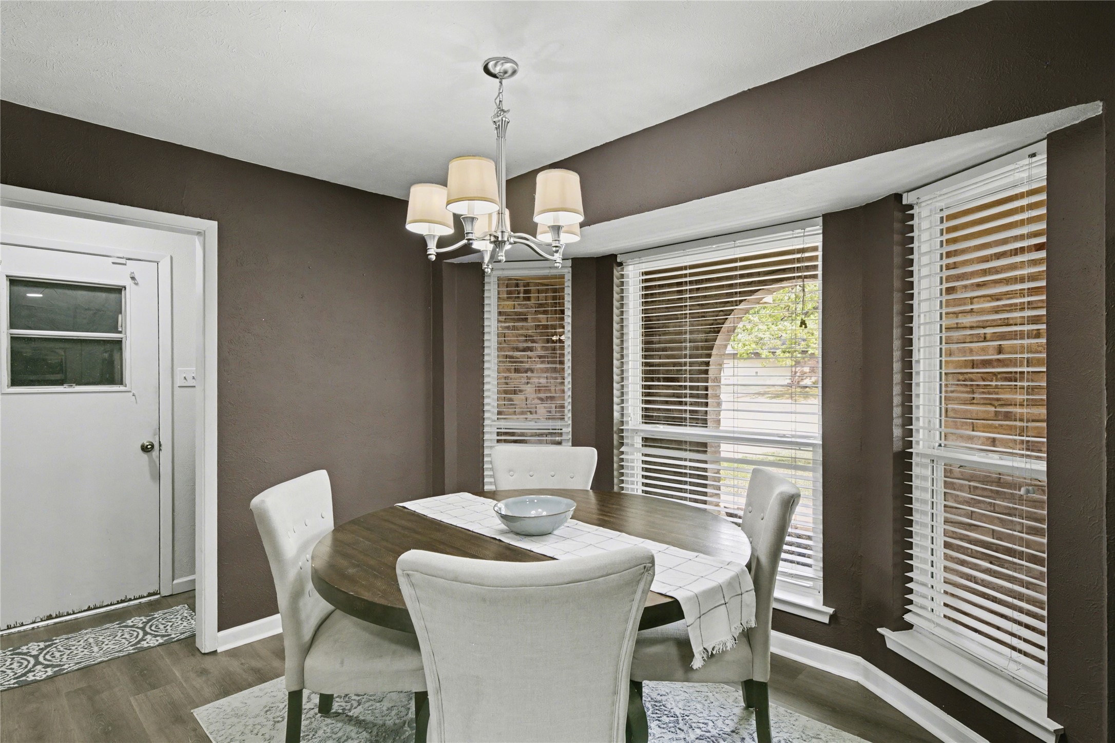 2805 Autumn Drive Hurst TX 76054