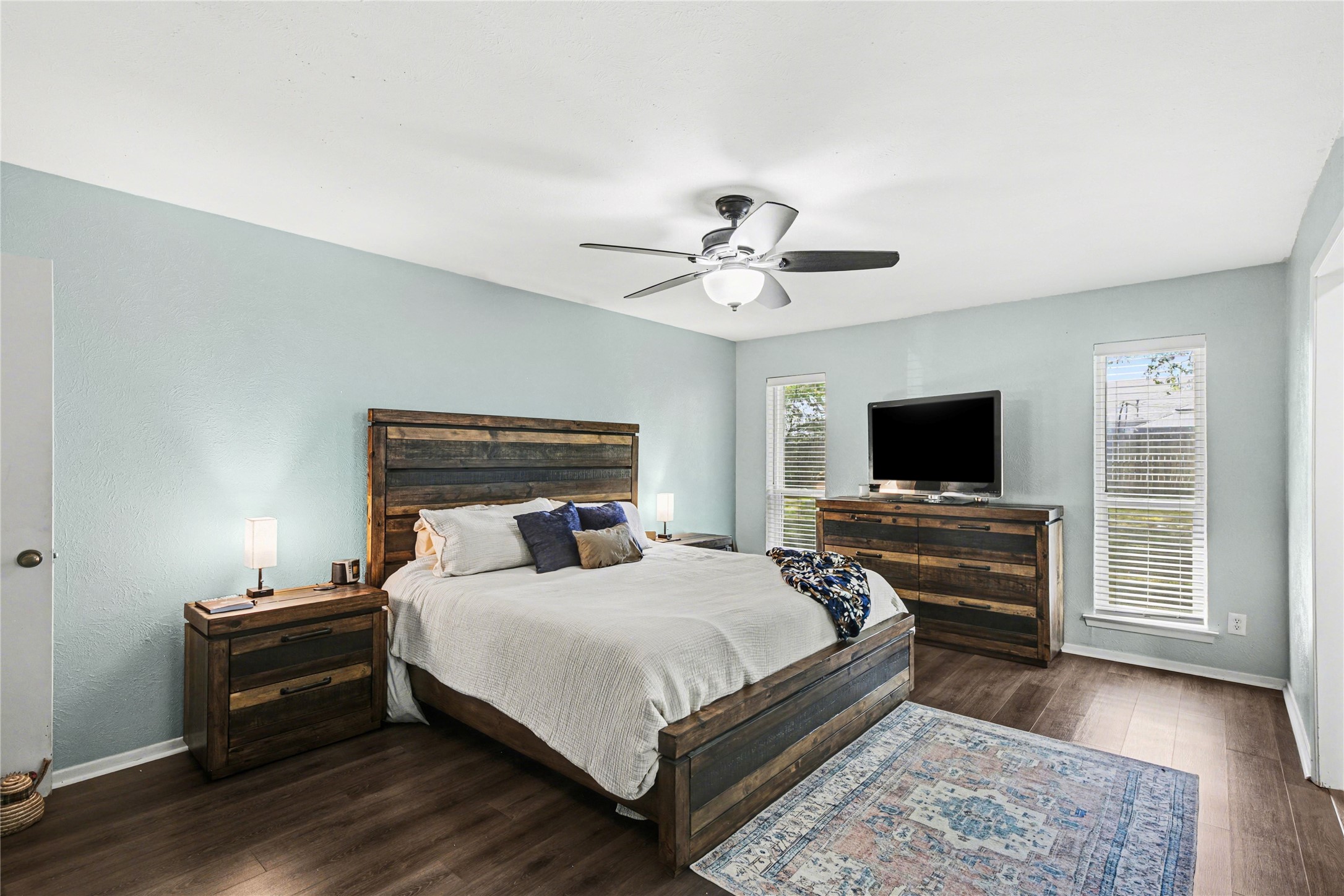 2805 Autumn Drive Hurst TX 76054