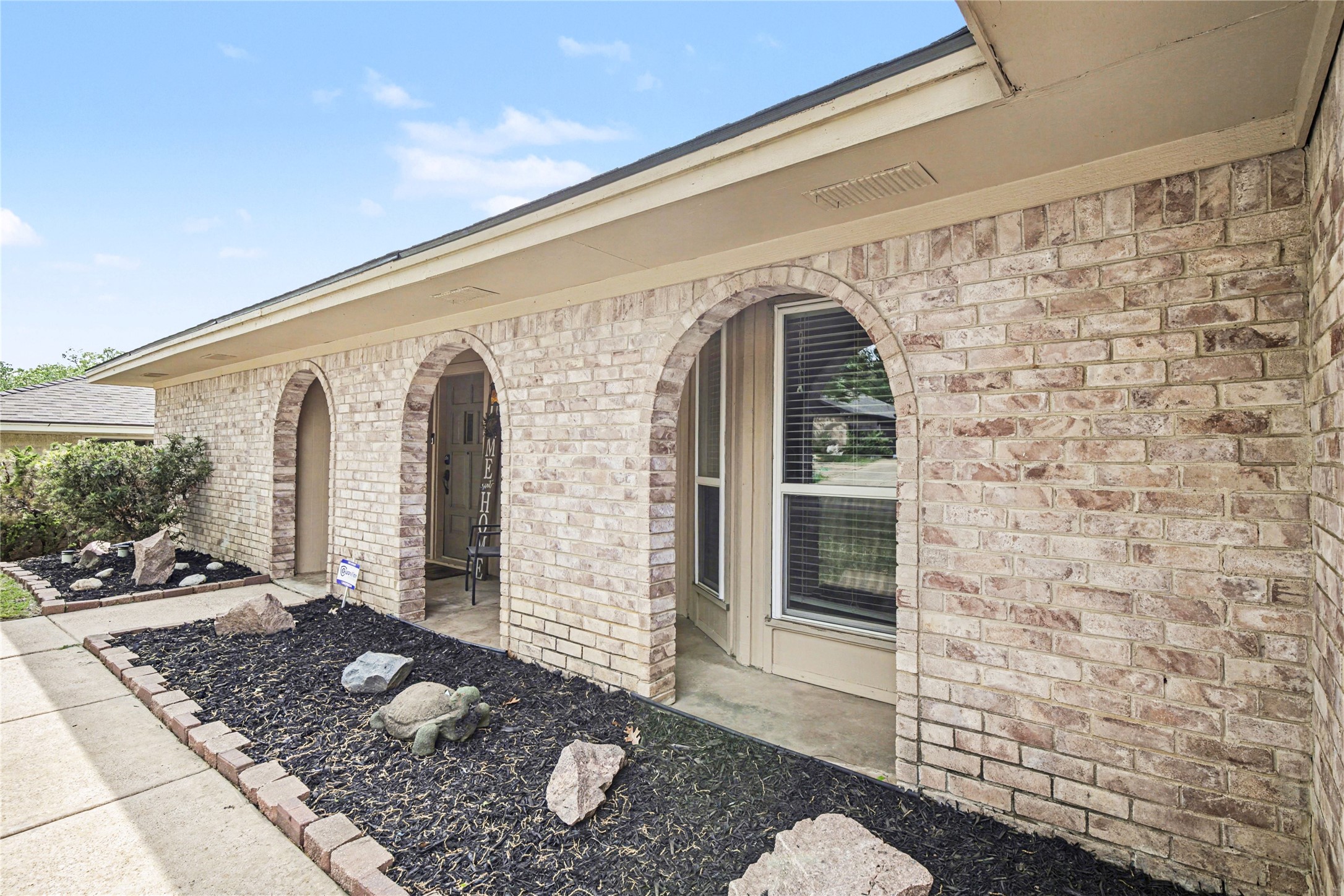 2805 Autumn Drive Hurst TX 76054
