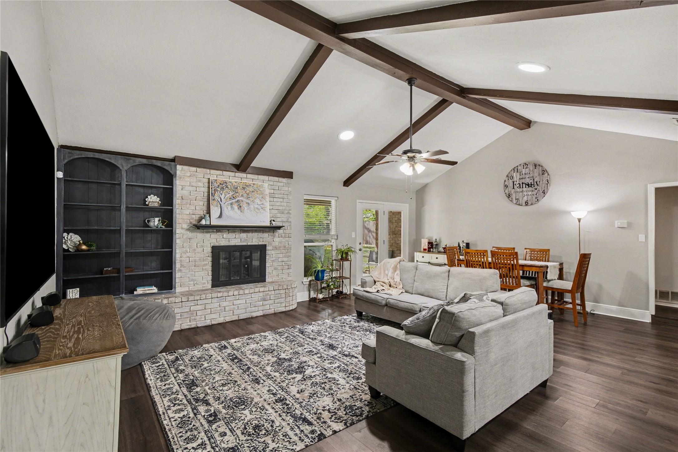 2805 Autumn Drive Hurst TX 76054