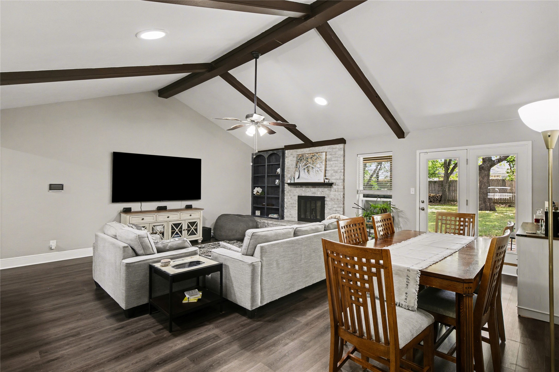 2805 Autumn Drive Hurst TX 76054
