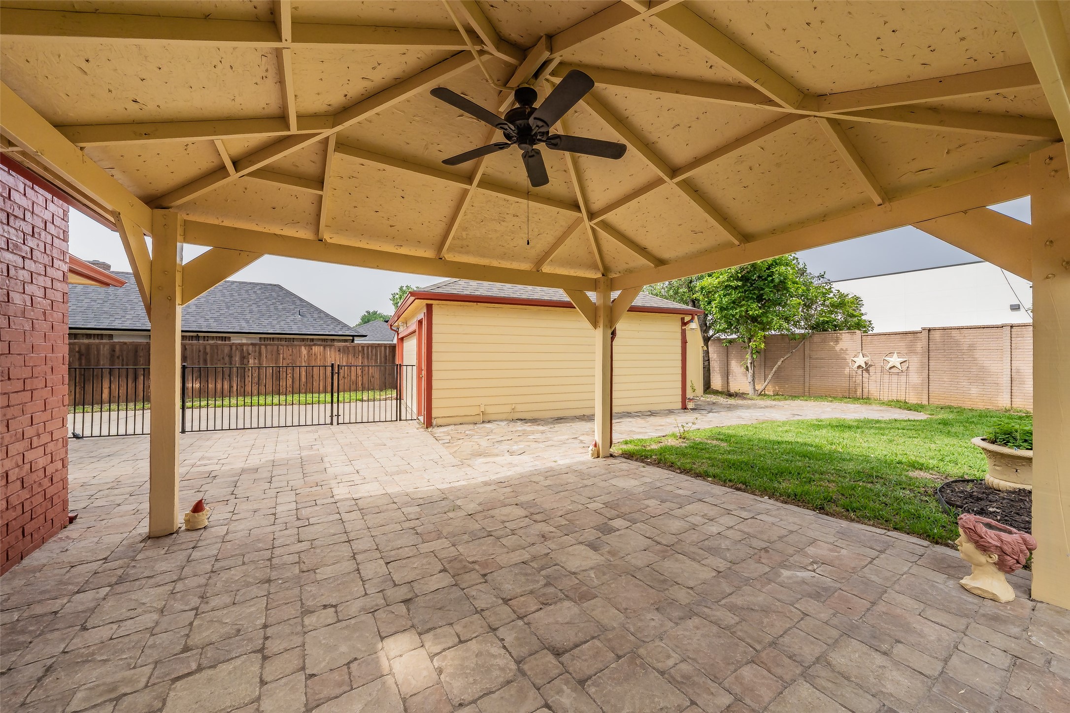 4134 Woodland Court Grapevine TX 76051