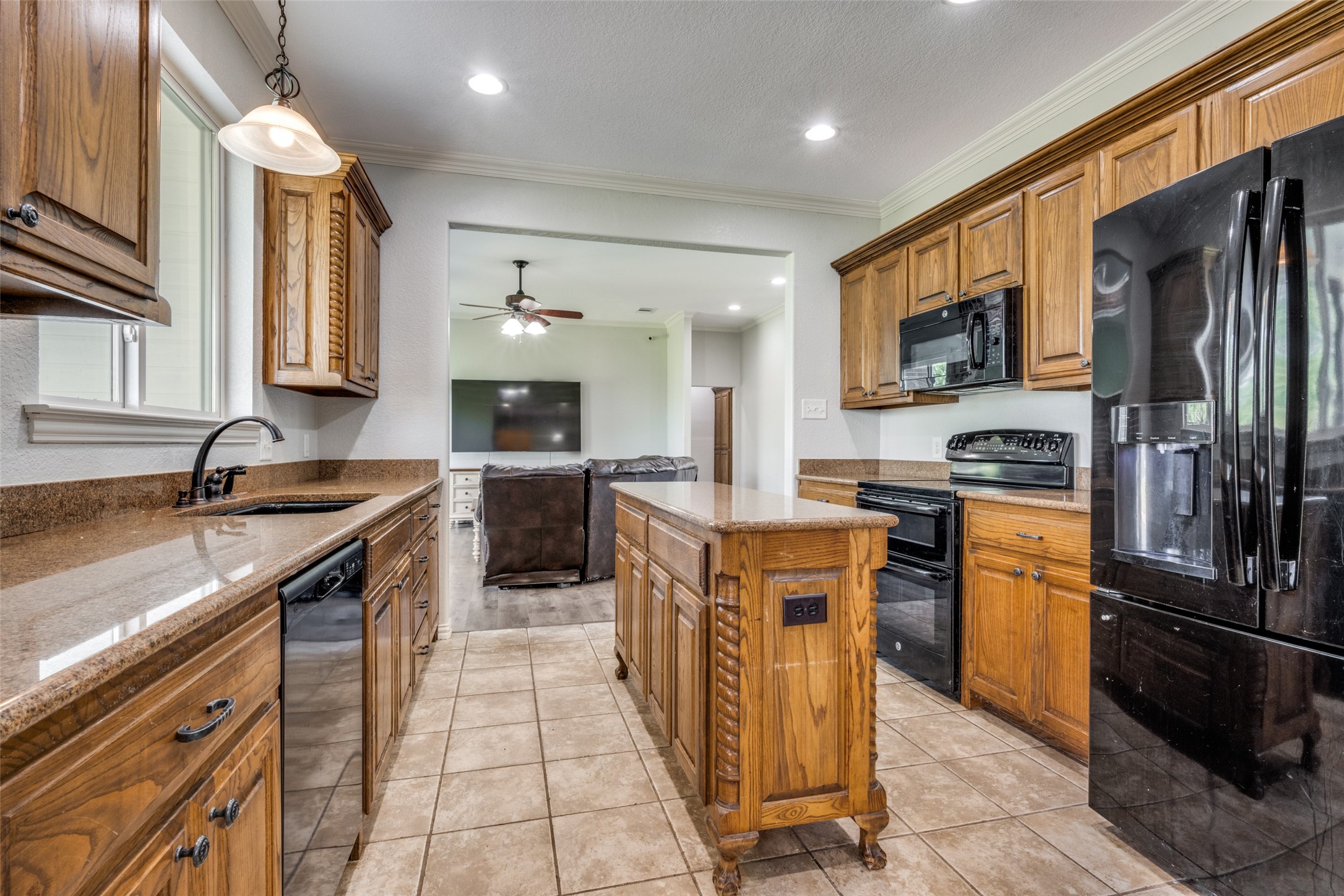 6221 Deer Run Road Sanger TX 76266
