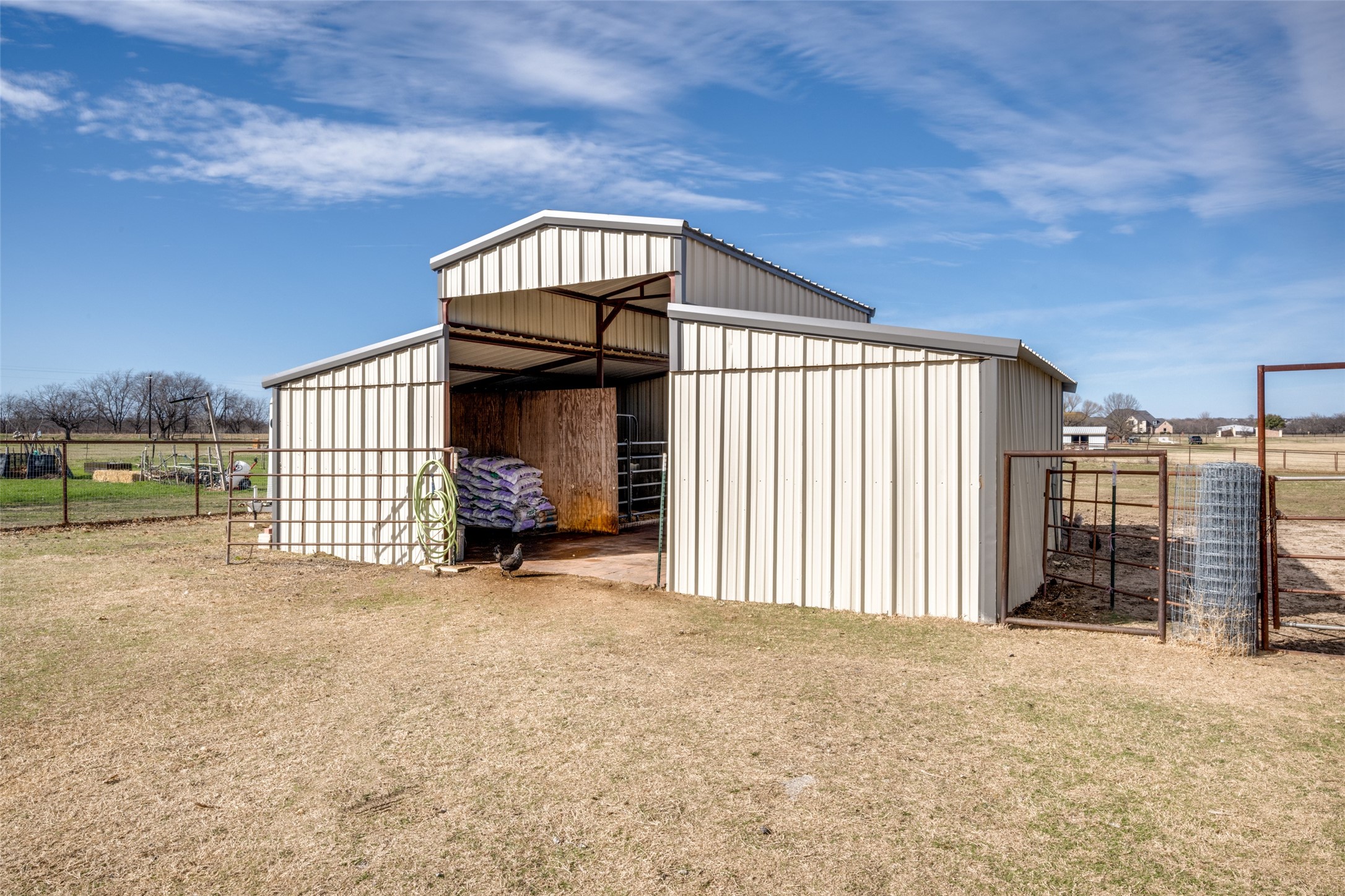 6221 Deer Run Road Sanger TX 76266