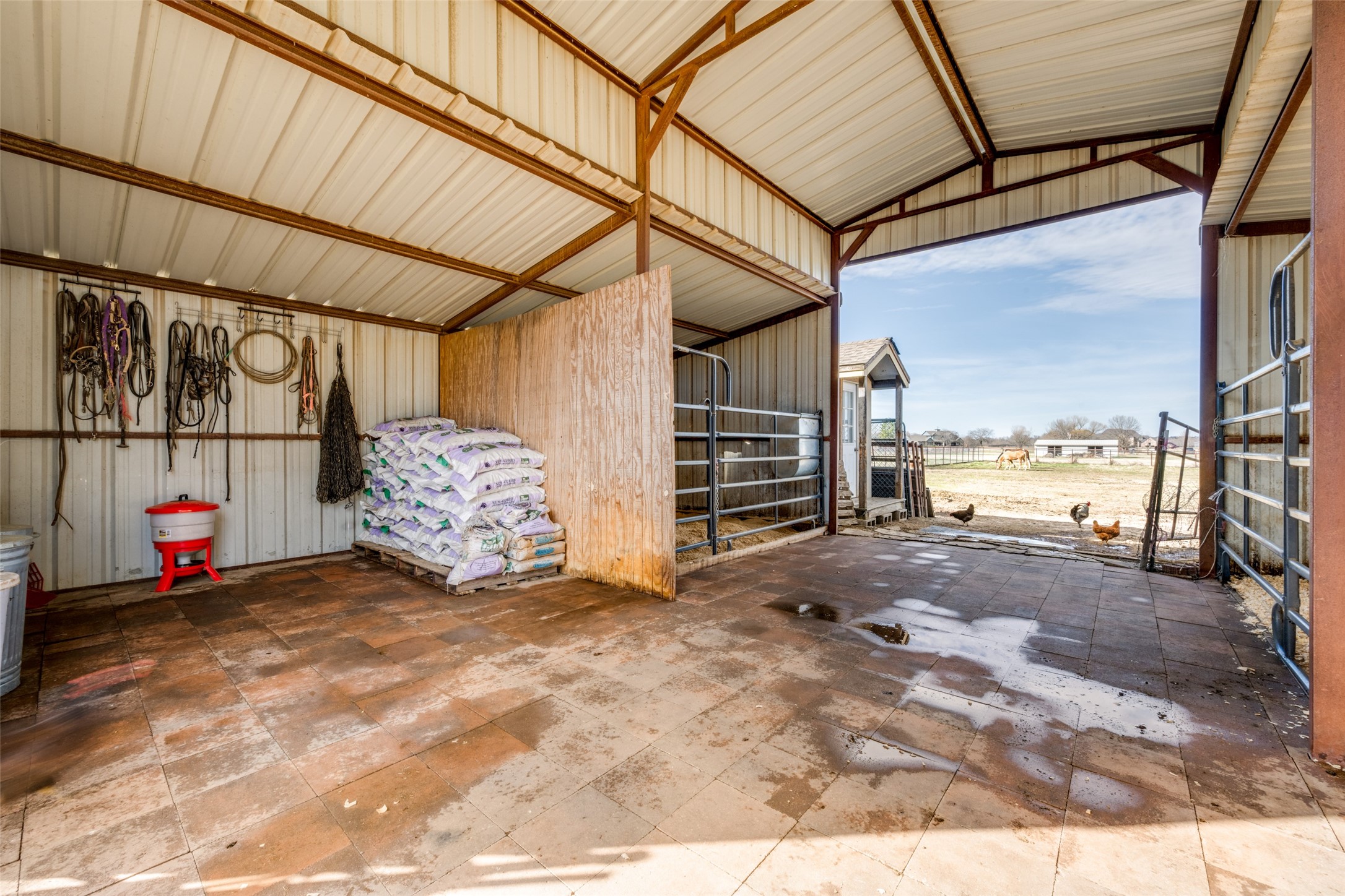 6221 Deer Run Road Sanger TX 76266