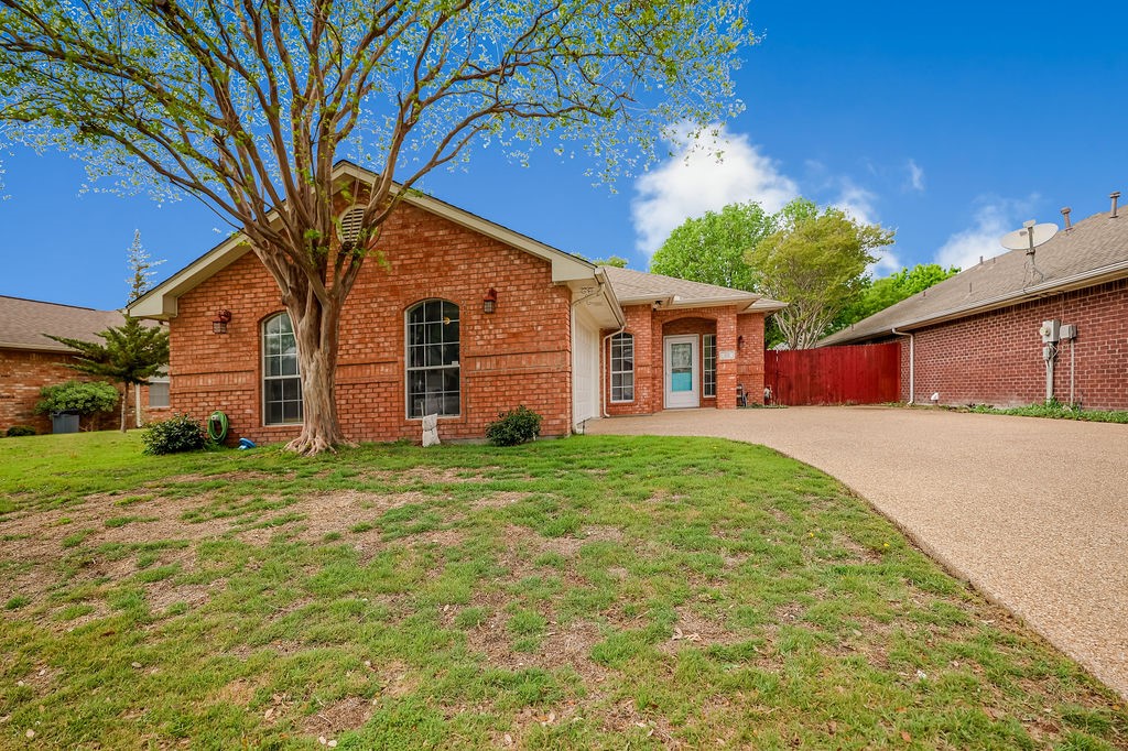 721 Azalea Trail Waxahachie TX 75165