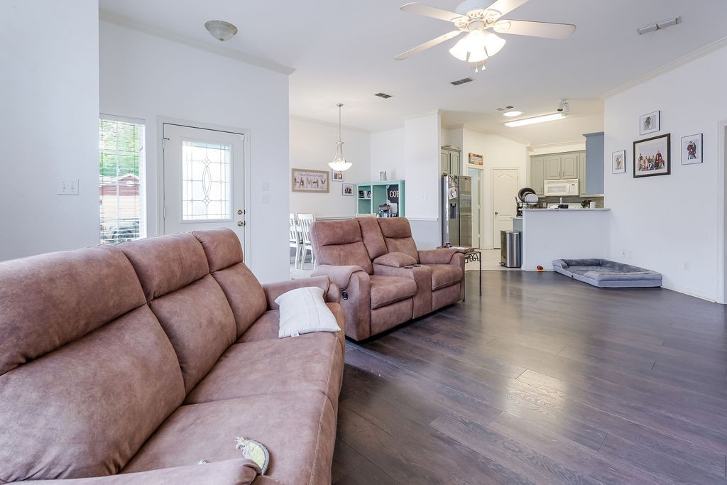 721 Azalea Trail Waxahachie TX 75165
