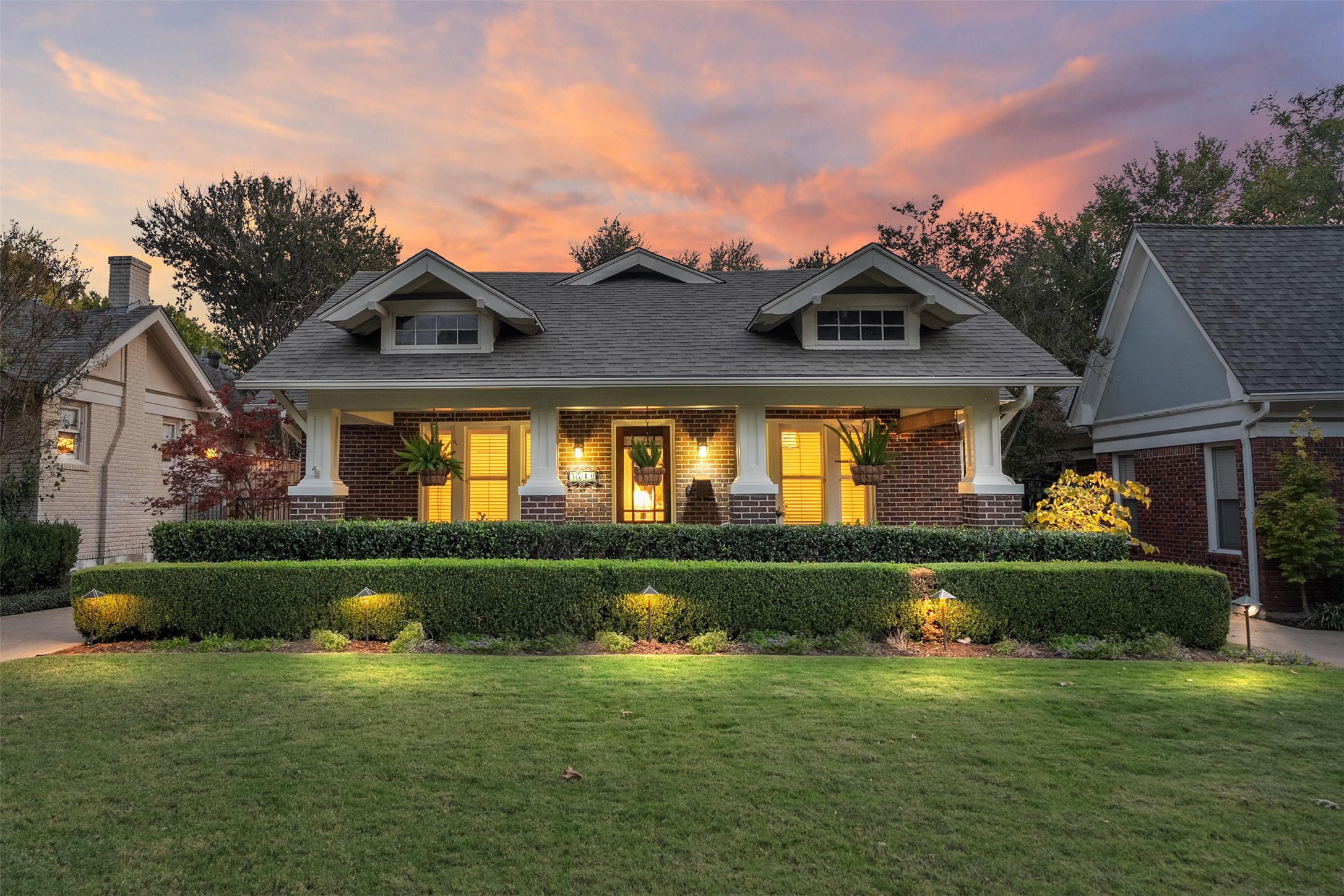 5710 Mercedes Avenue Dallas TX 75206