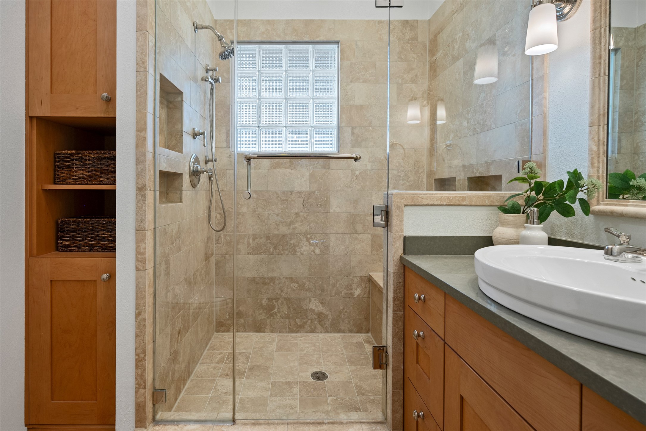 5710 Mercedes Avenue Dallas TX 75206