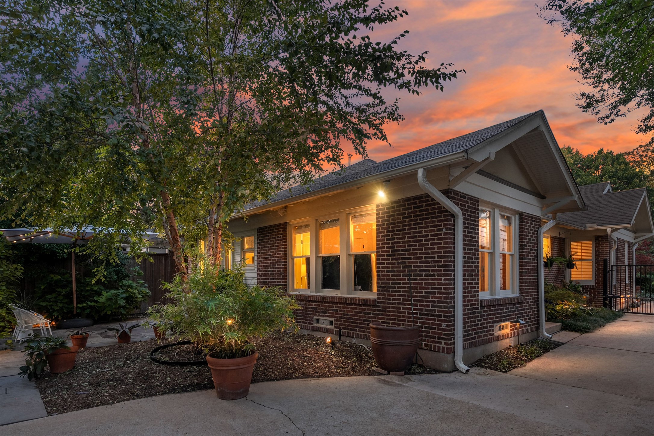 5710 Mercedes Avenue Dallas TX 75206