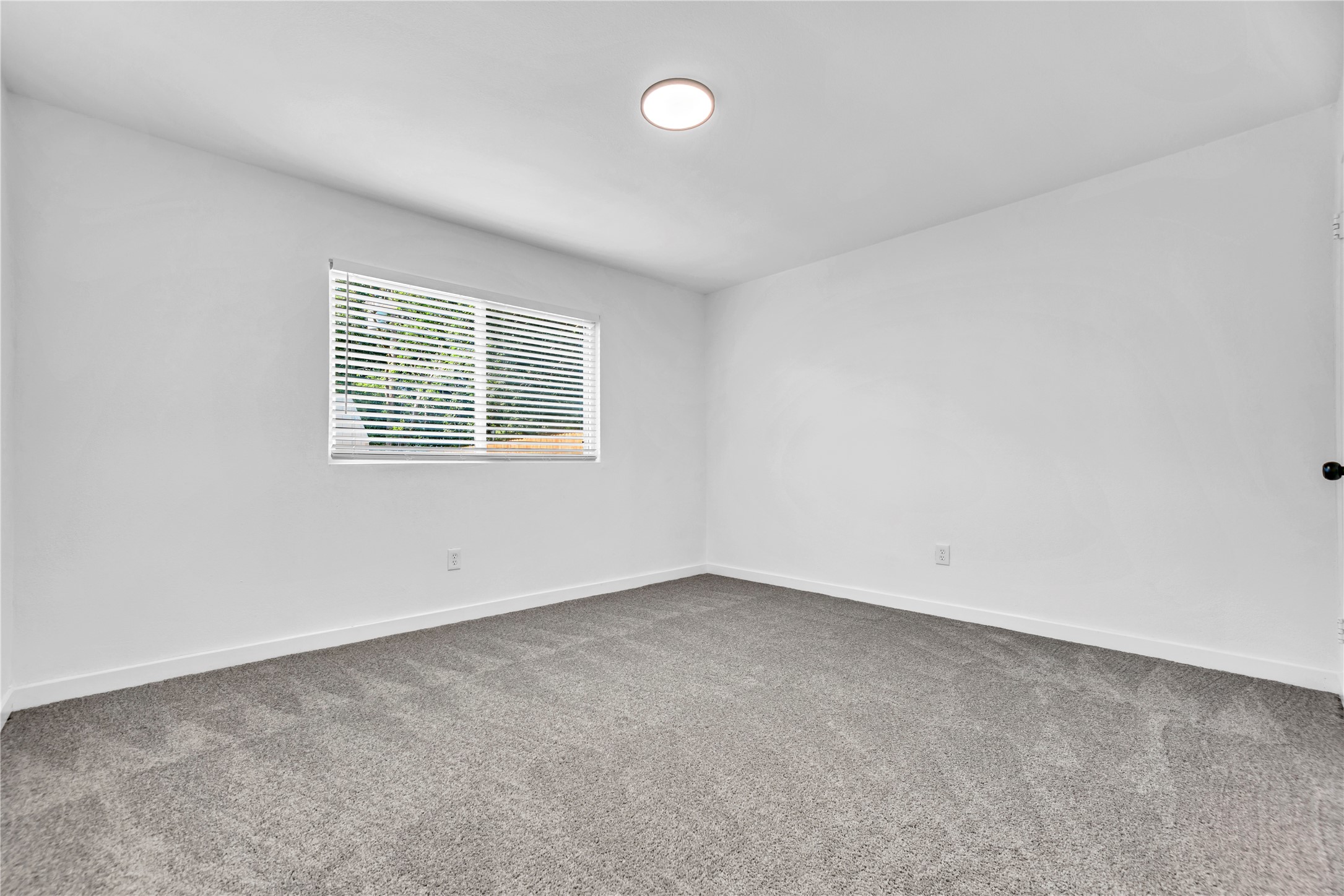 542 Damon Drive Grand Prairie TX 75052