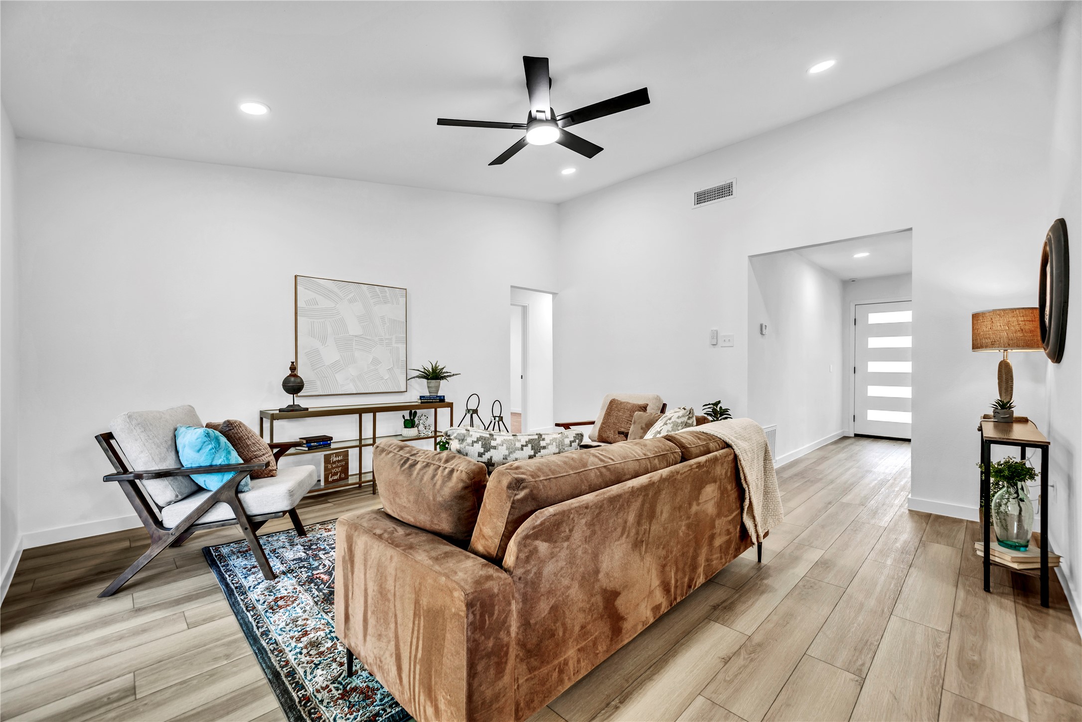542 Damon Drive Grand Prairie TX 75052