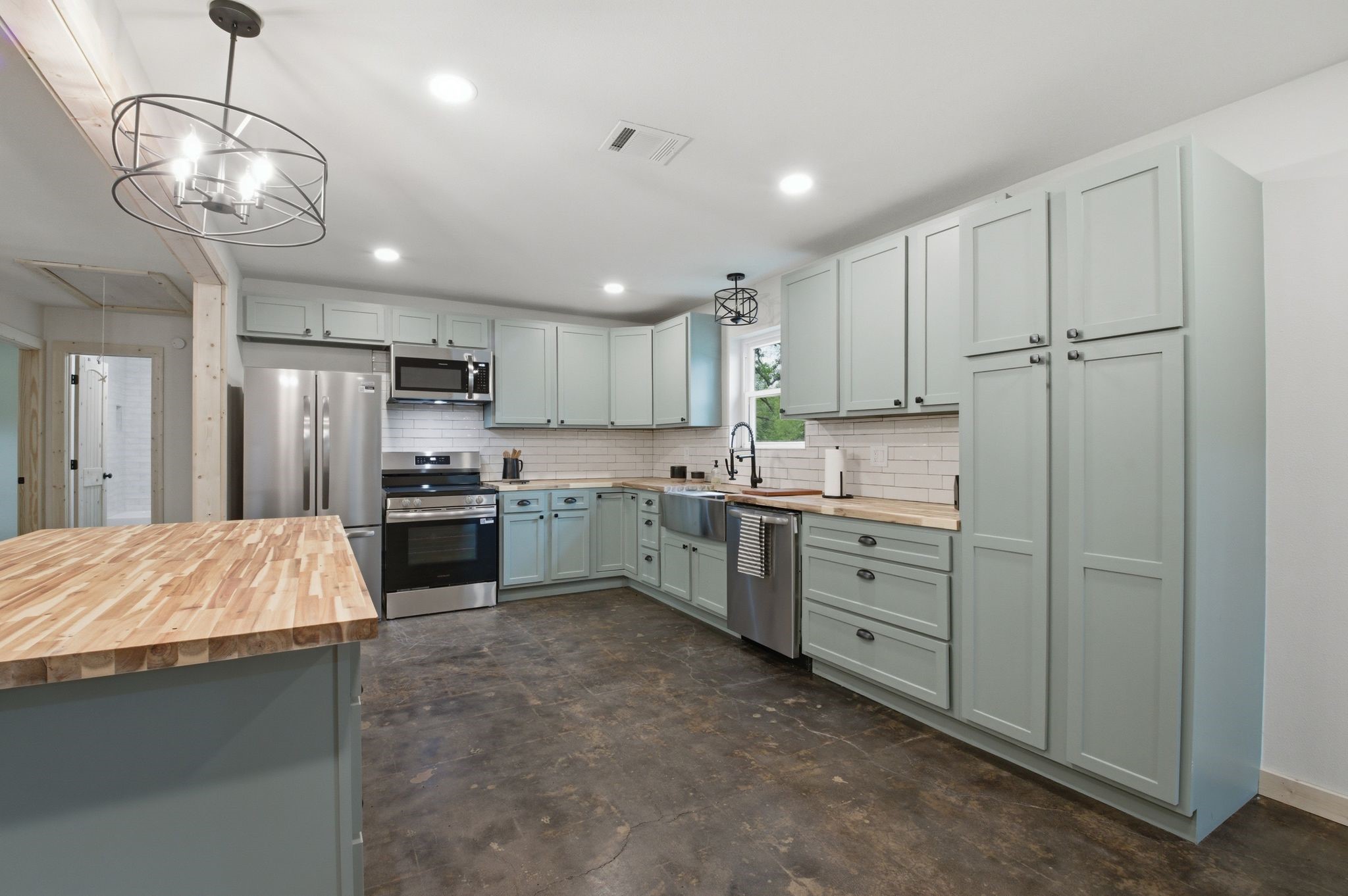 509 County Road 2271 Telephone TX 75488