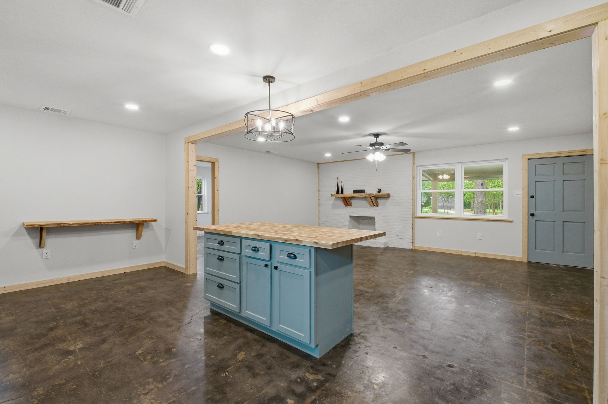 509 County Road 2271 Telephone TX 75488