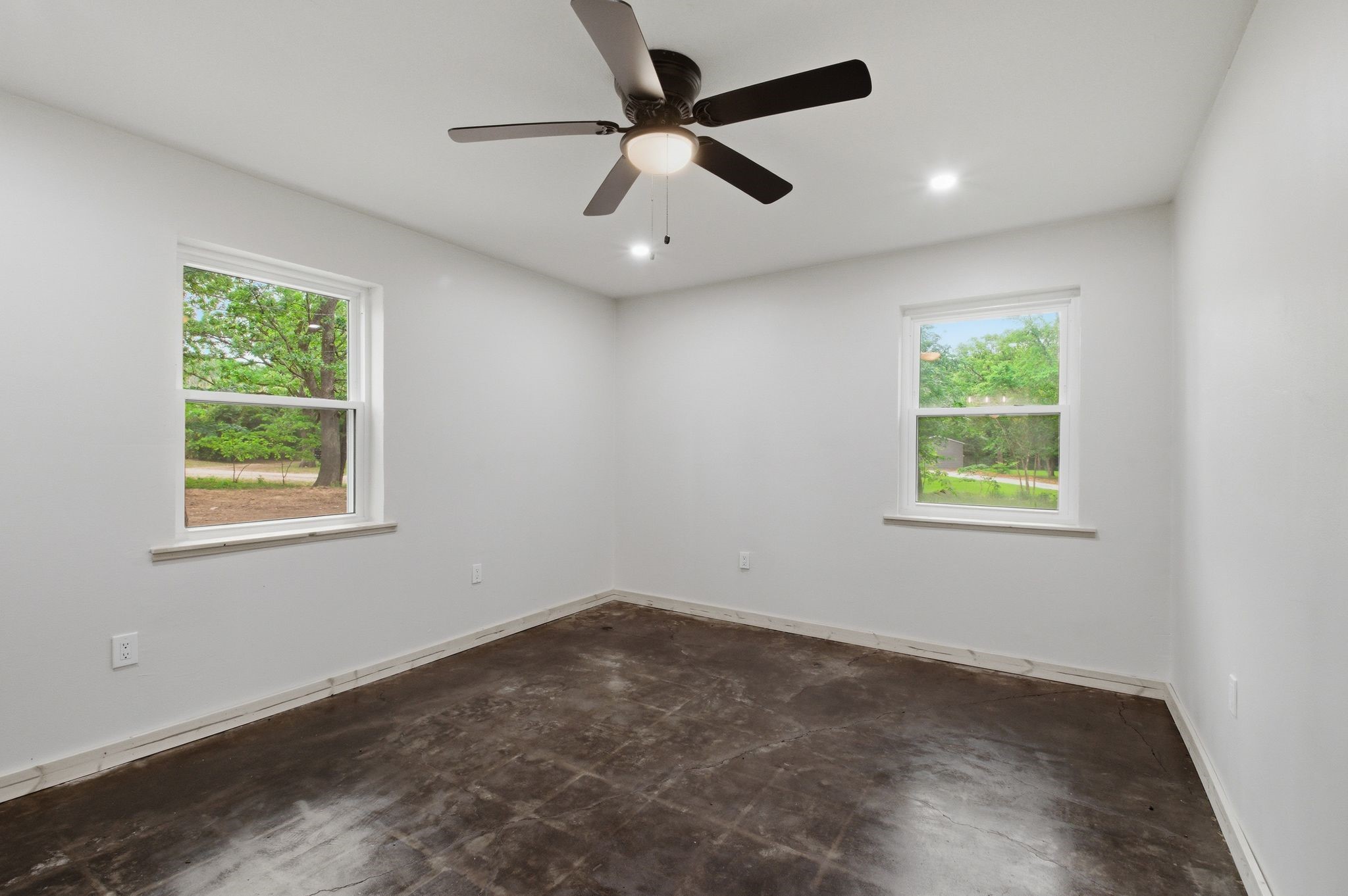 509 County Road 2271 Telephone TX 75488