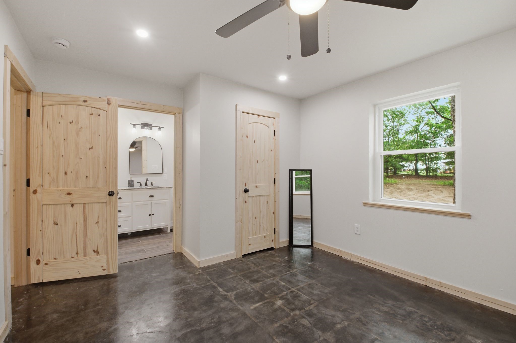 509 County Road 2271 Telephone TX 75488