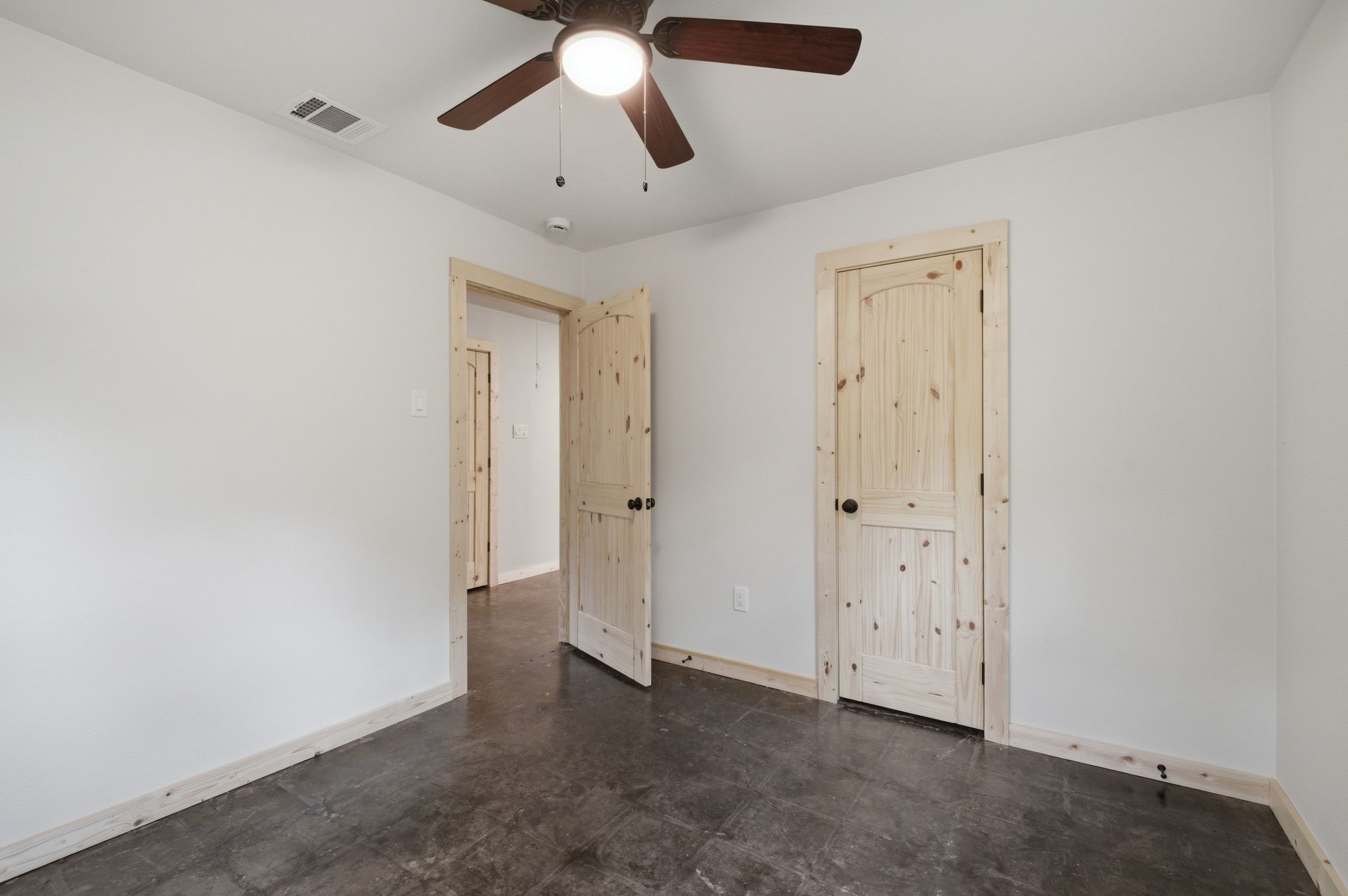 509 County Road 2271 Telephone TX 75488