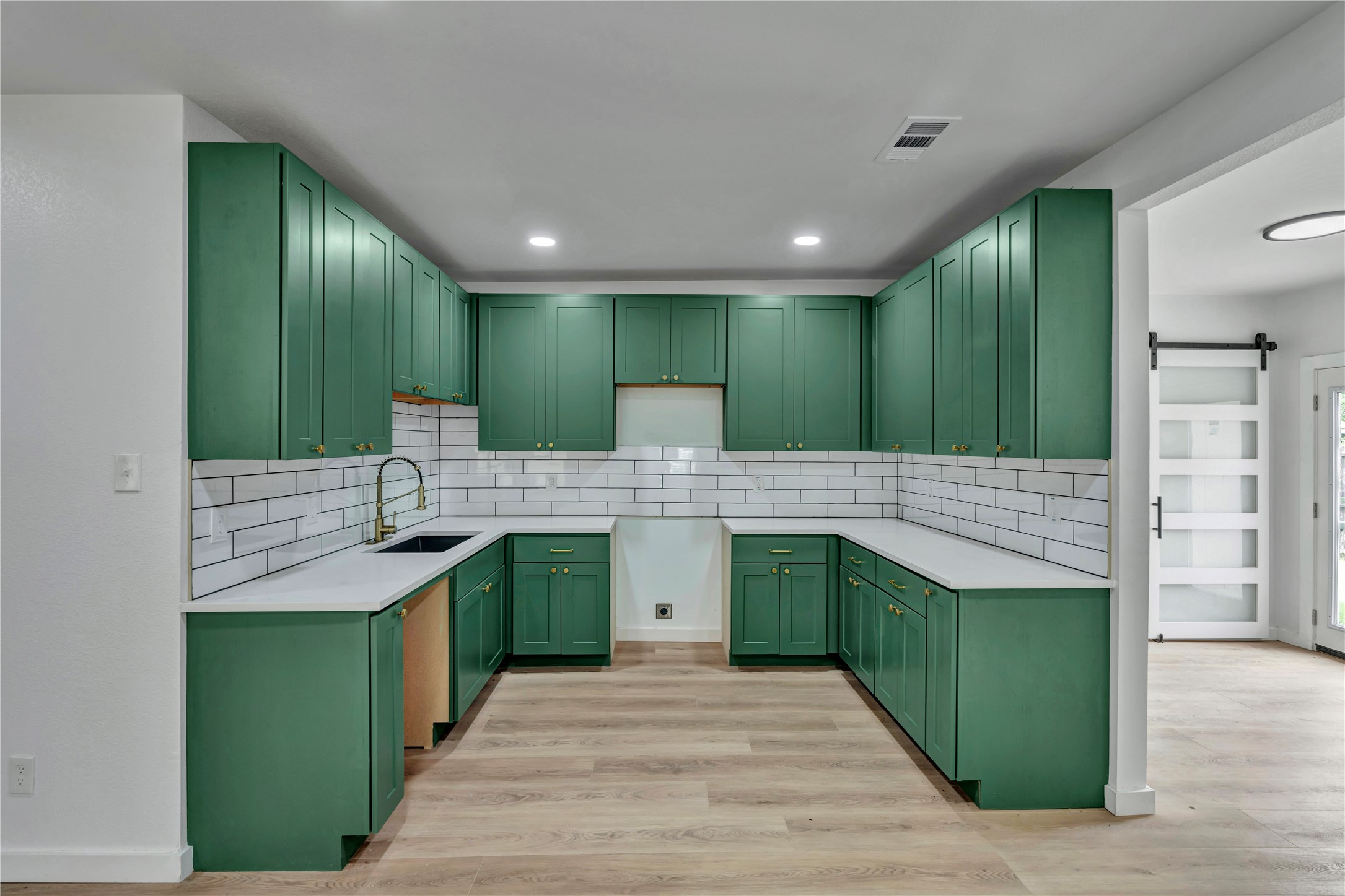 2916 Travis Avenue Fort Worth TX 76110
