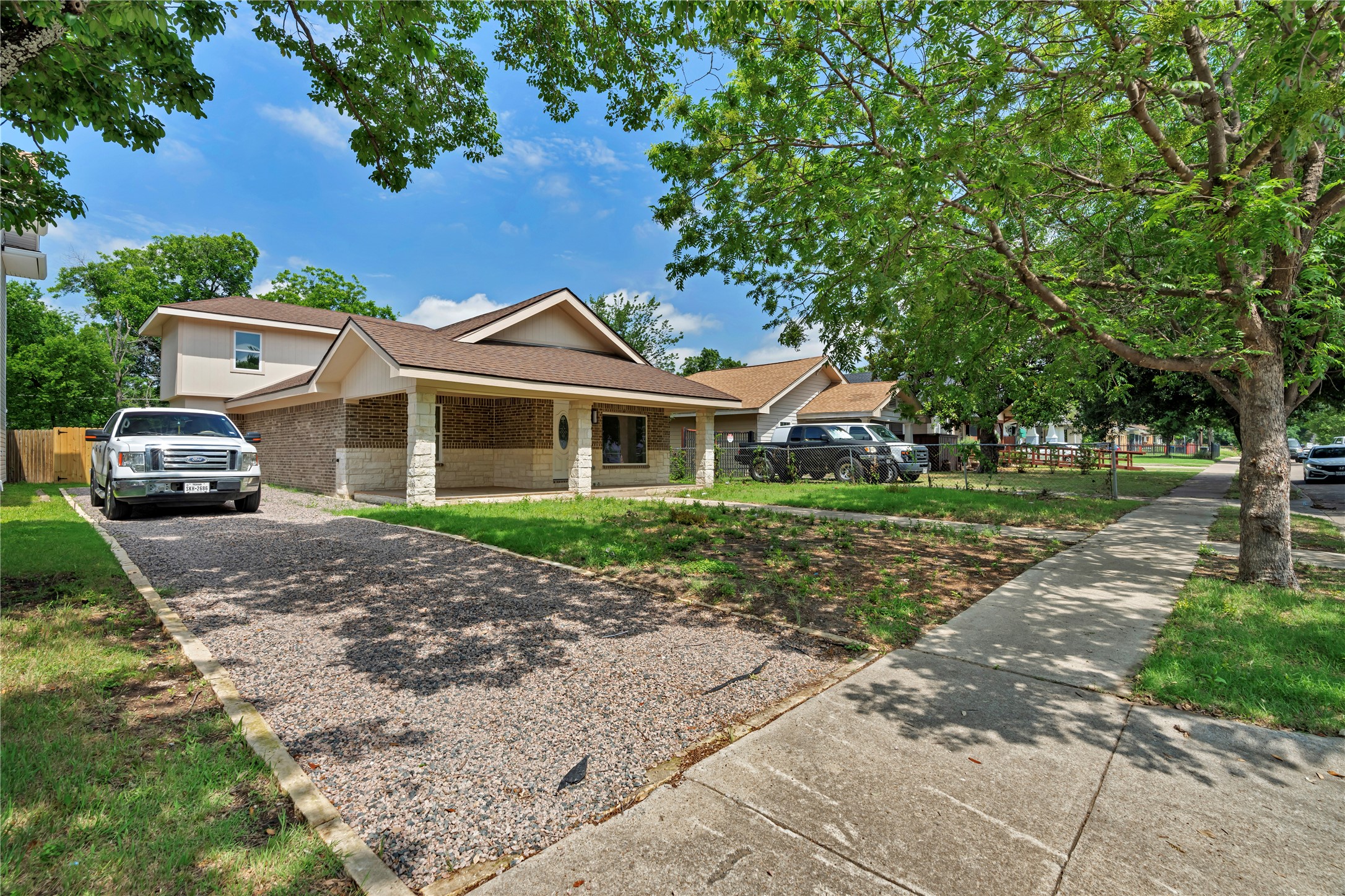 2916 Travis Avenue Fort Worth TX 76110
