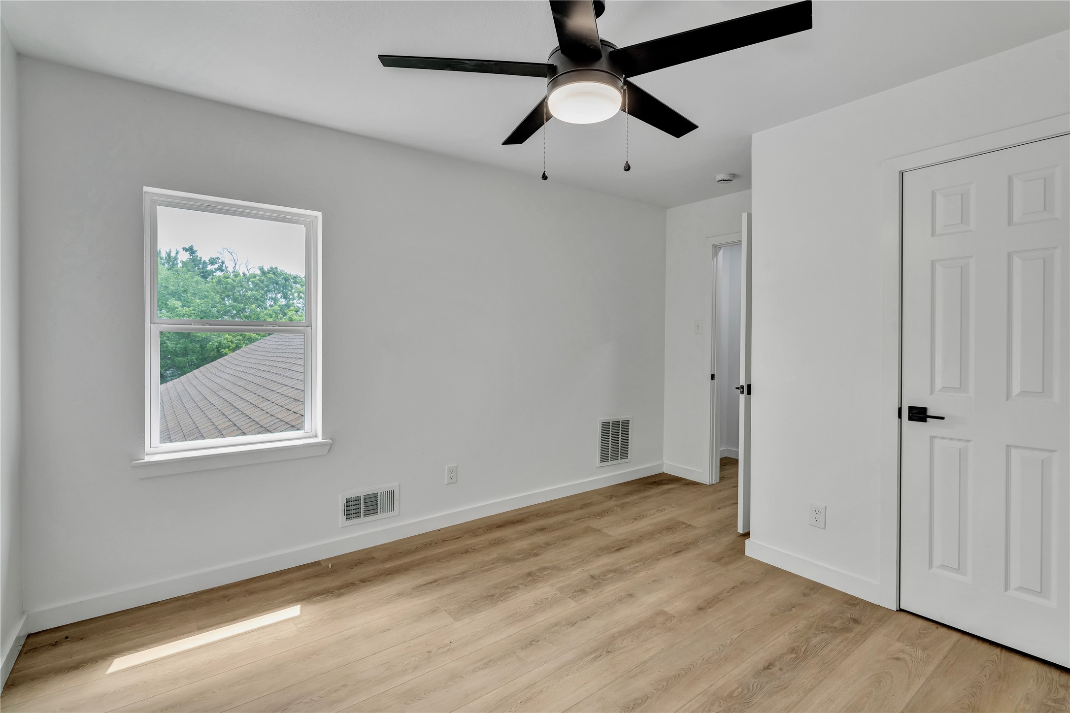 2916 Travis Avenue Fort Worth TX 76110