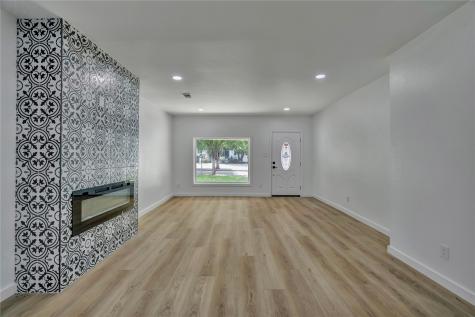 2916 Travis Avenue Fort Worth TX 76110