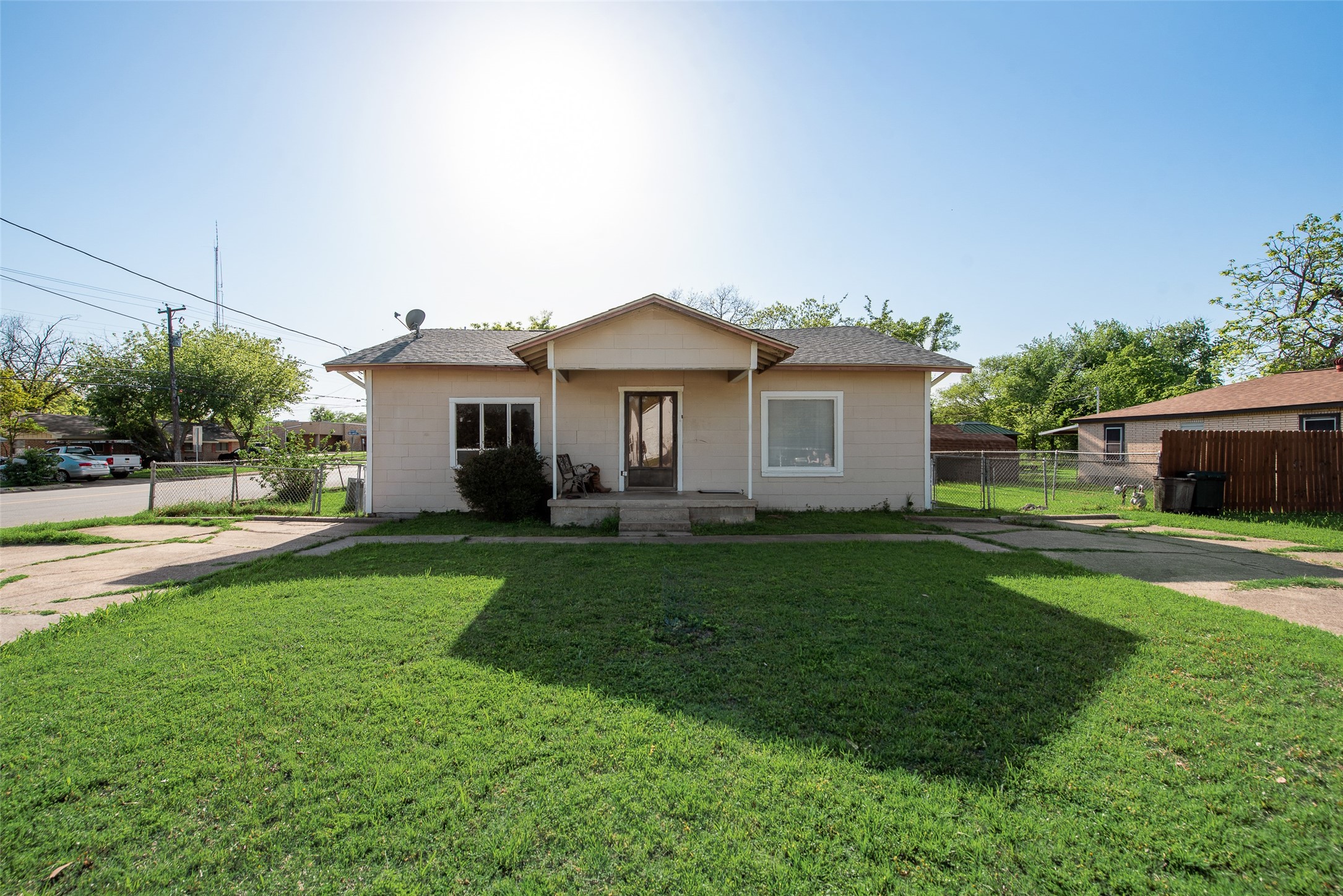 132 San Saba Avenue Benbrook TX 76126