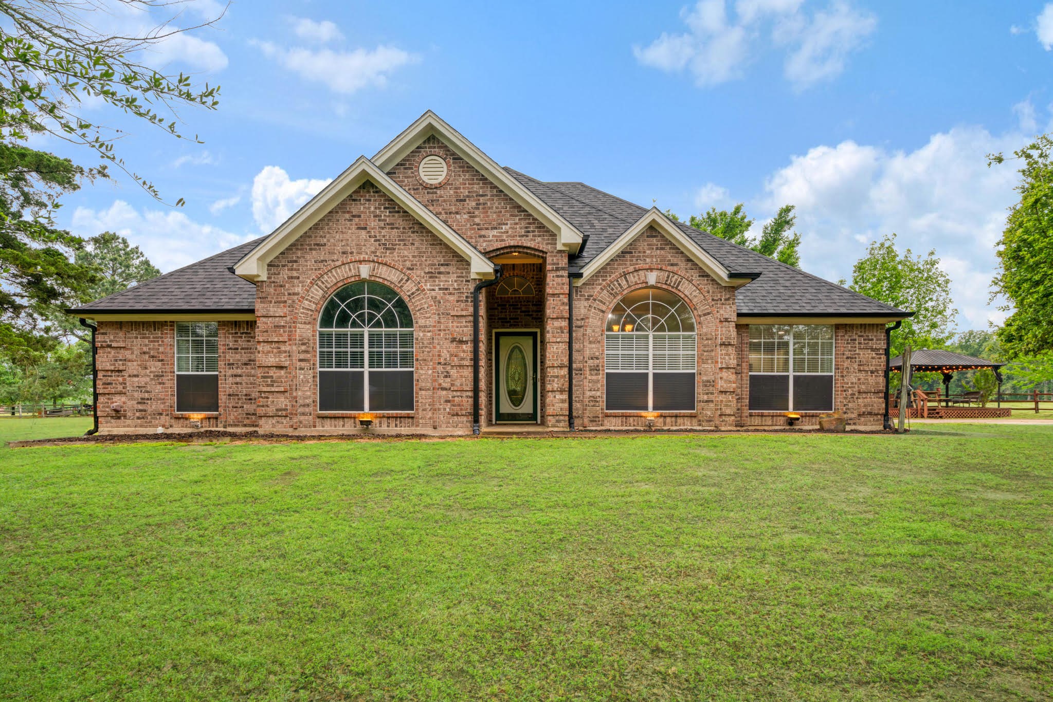 2735 Meadow Lane Reno TX 75462