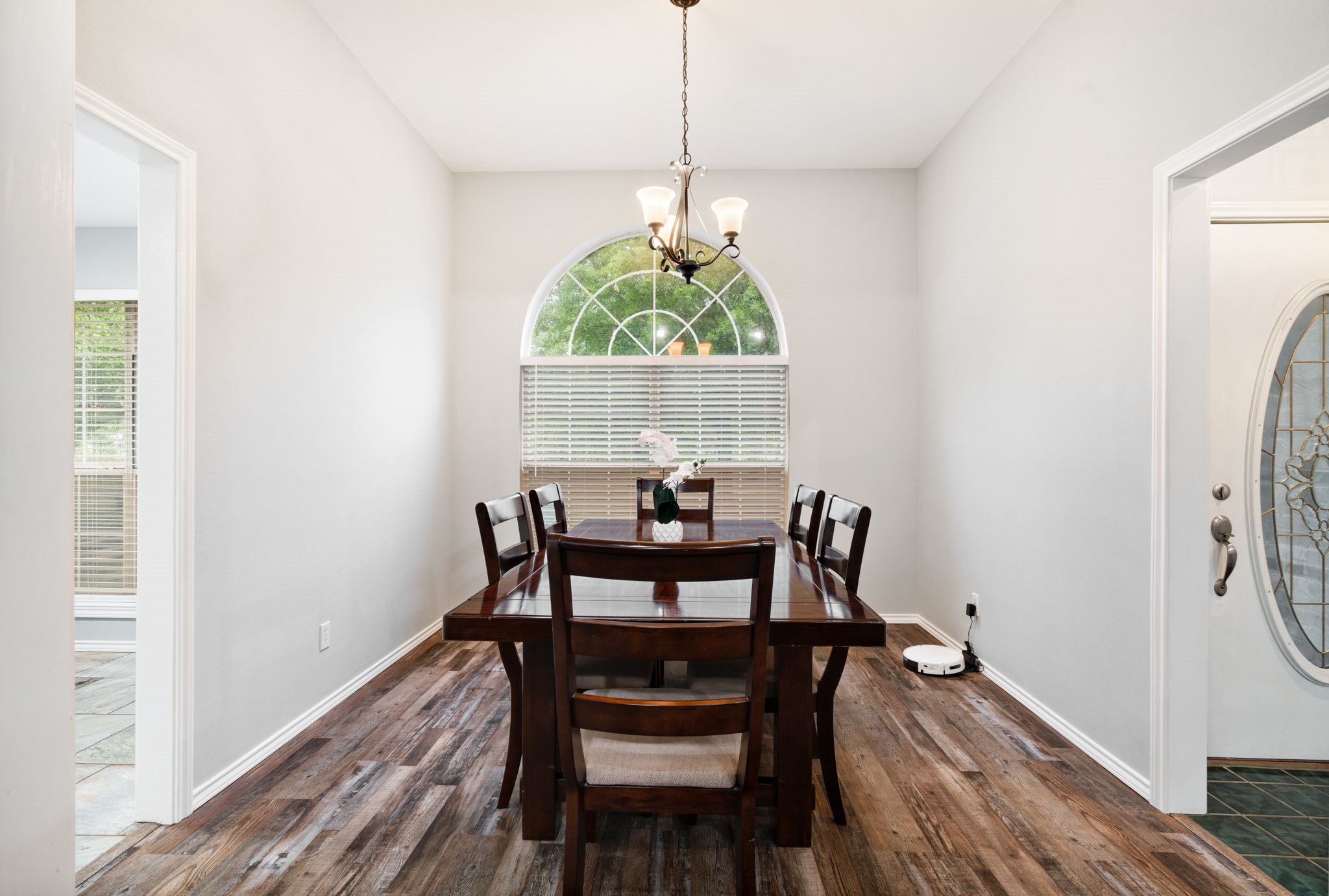 2735 Meadow Lane Reno TX 75462