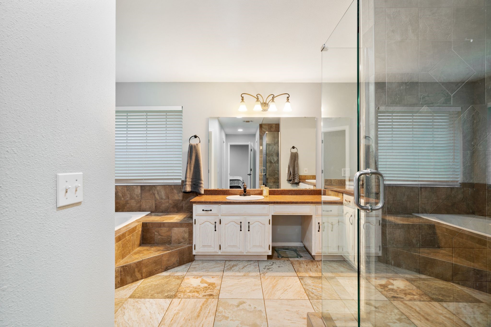 2735 Meadow Lane Reno TX 75462