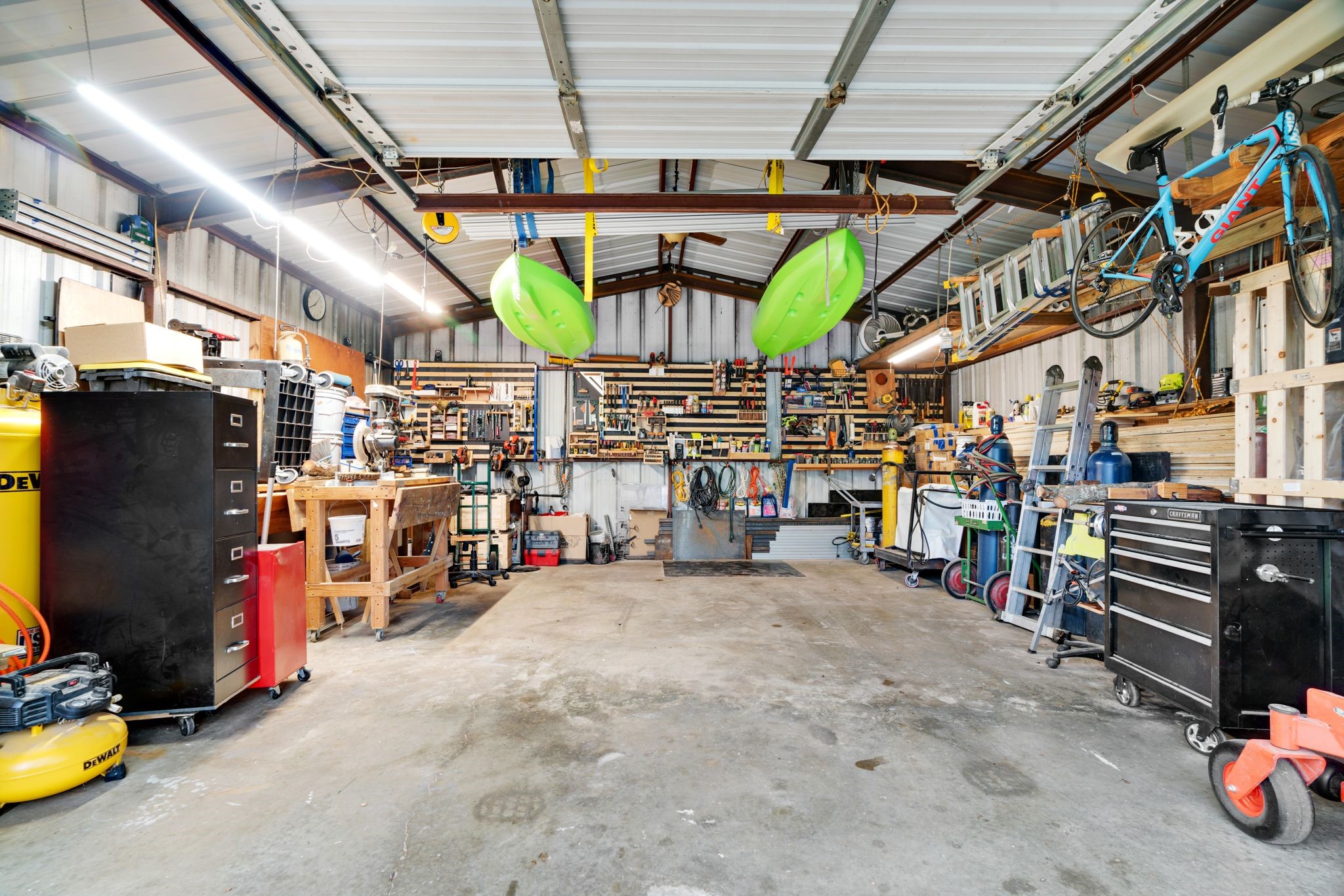 2735 Meadow Lane Reno TX 75462