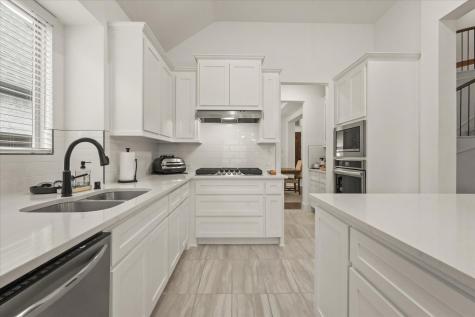 1714 Highwood Road Forney TX 75126