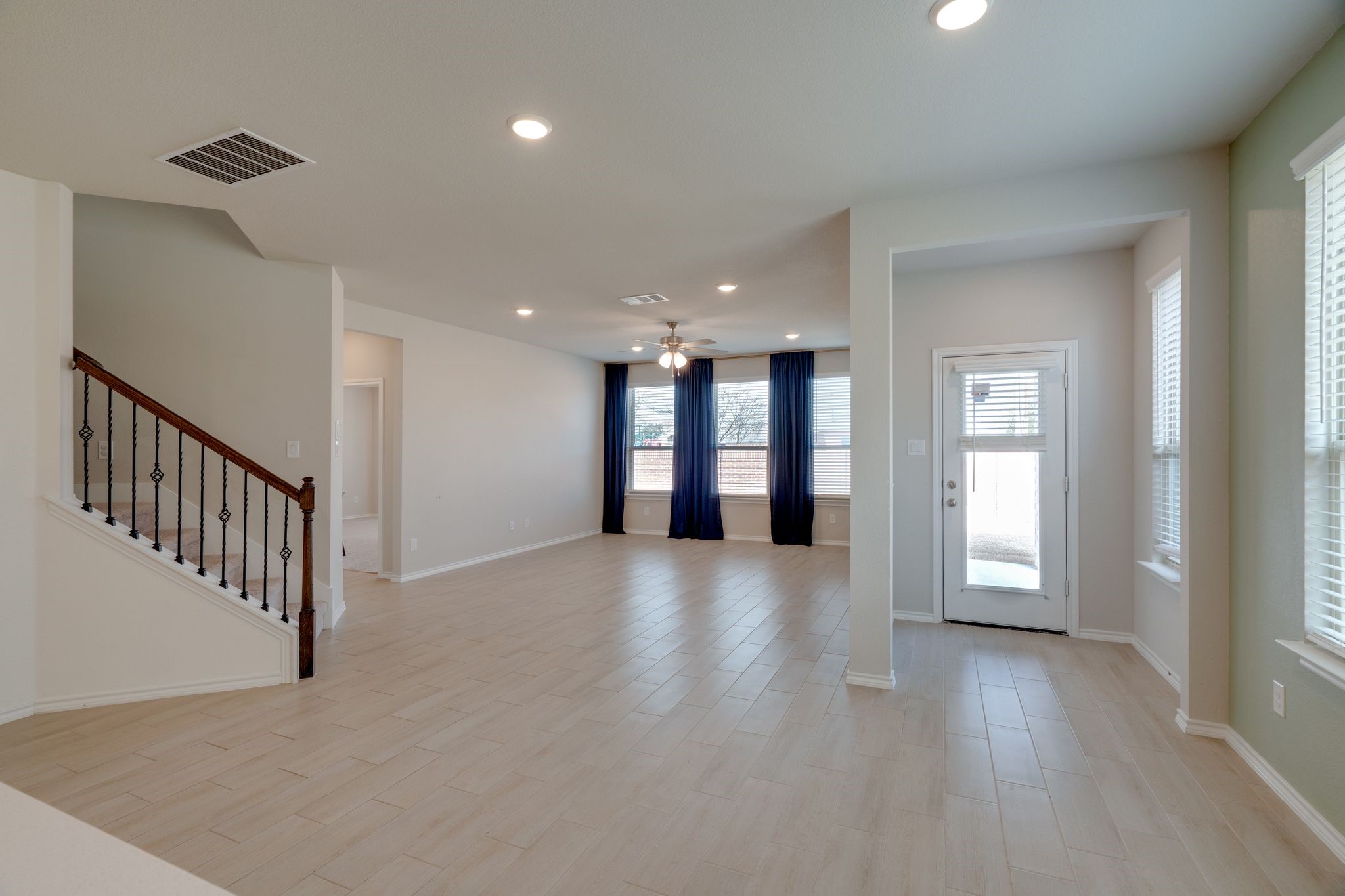 707 Ranchvale Court Arlington TX 76002