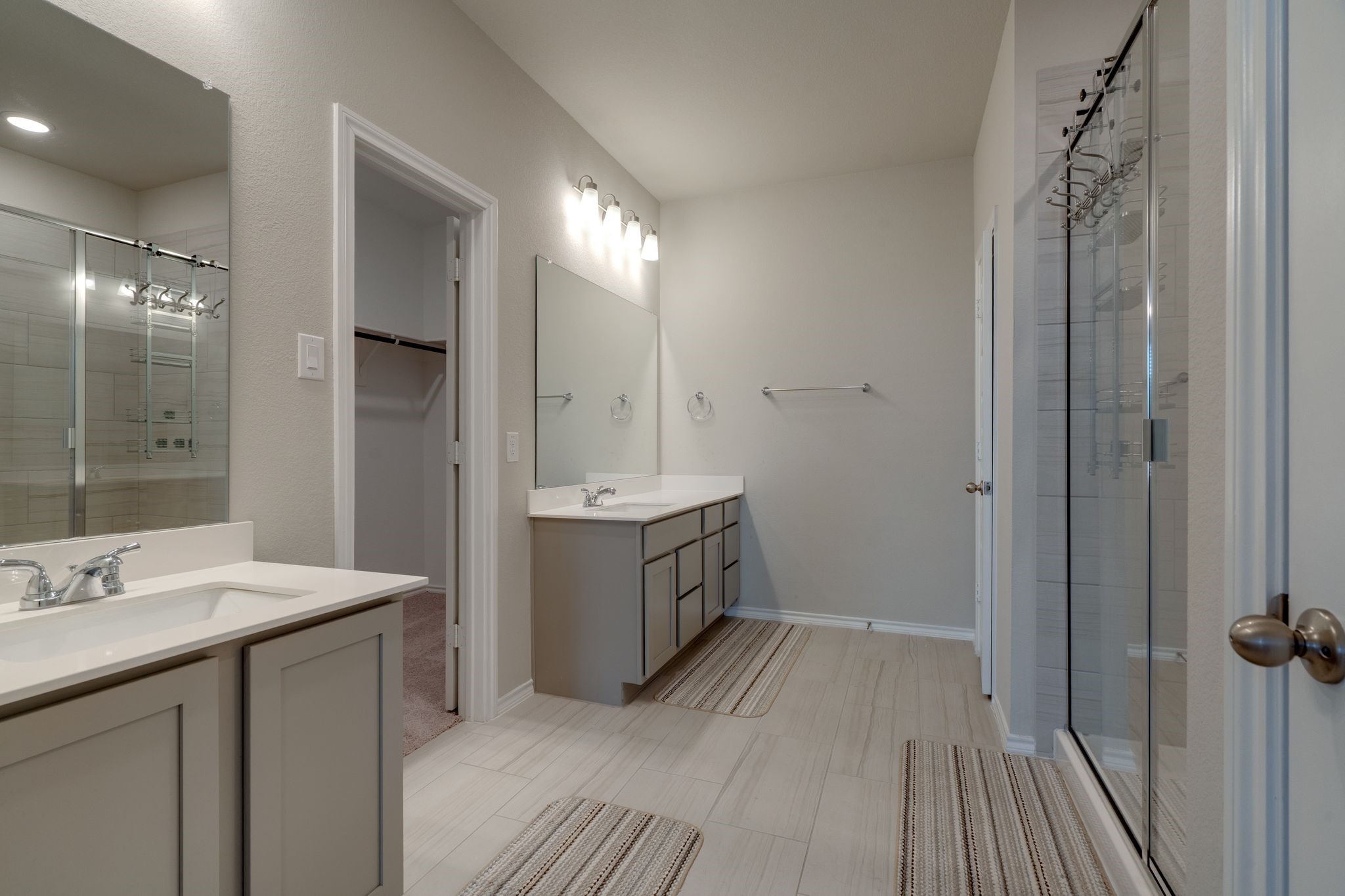 707 Ranchvale Court Arlington TX 76002