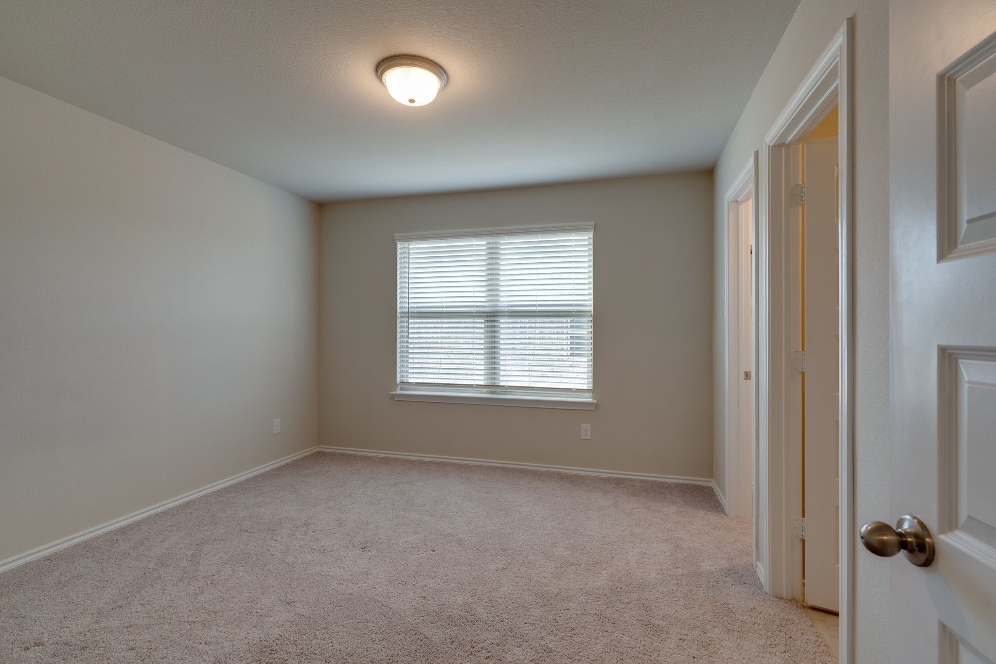707 Ranchvale Court Arlington TX 76002