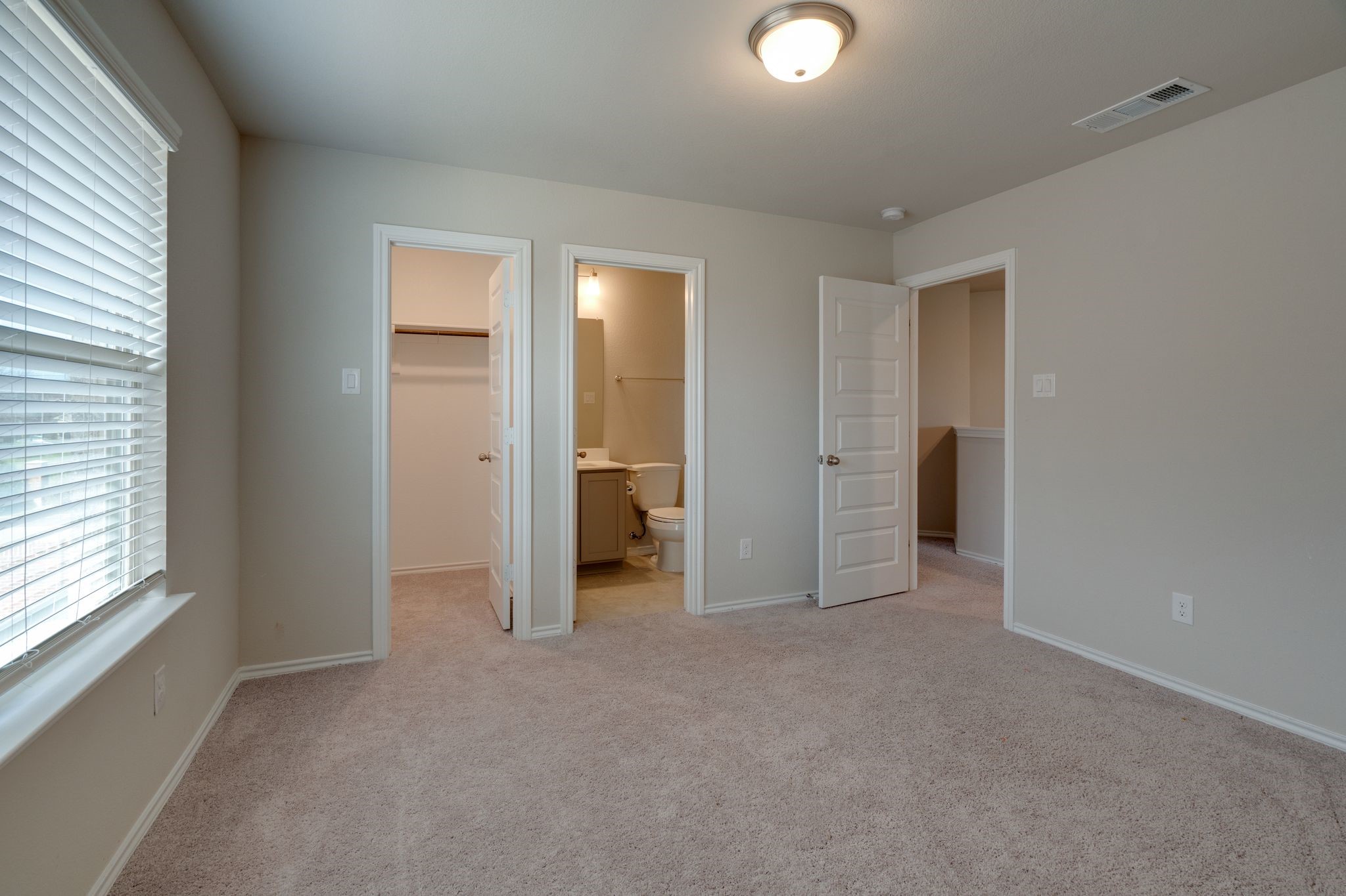 707 Ranchvale Court Arlington TX 76002