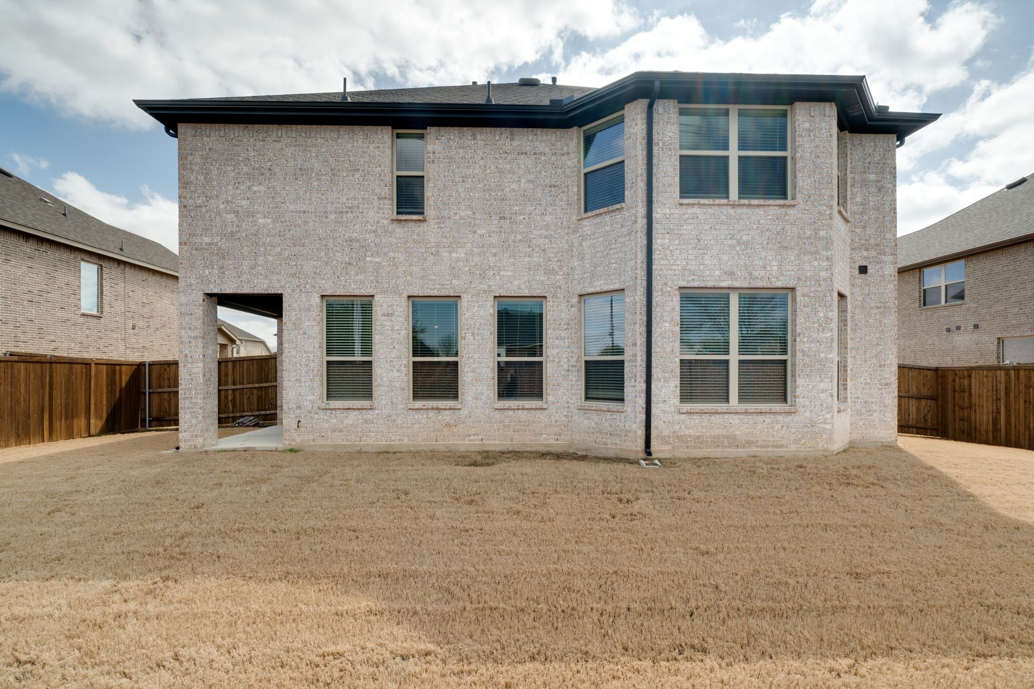 707 Ranchvale Court Arlington TX 76002