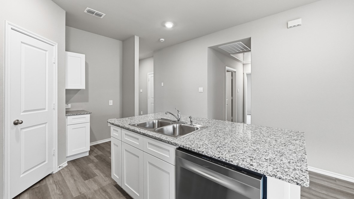 5548 Rollins Drive Denton TX 76249